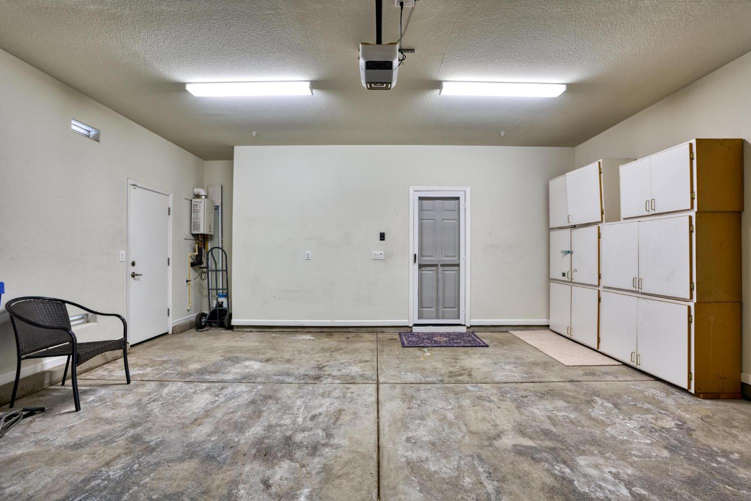 2904 Cotton Briar Ln, Manteca, CA 95336