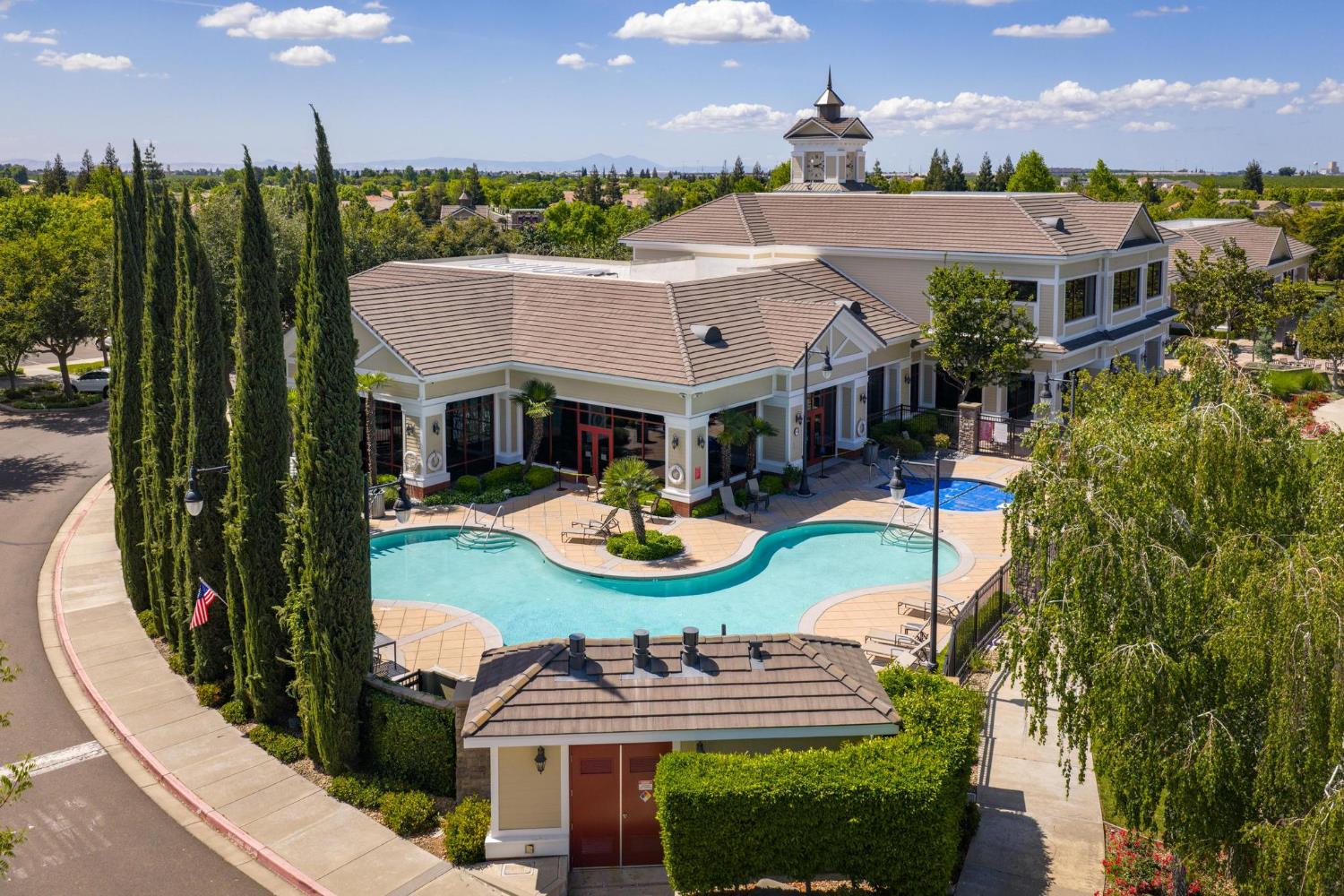 2904 Cotton Briar Ln, Manteca, CA 95336