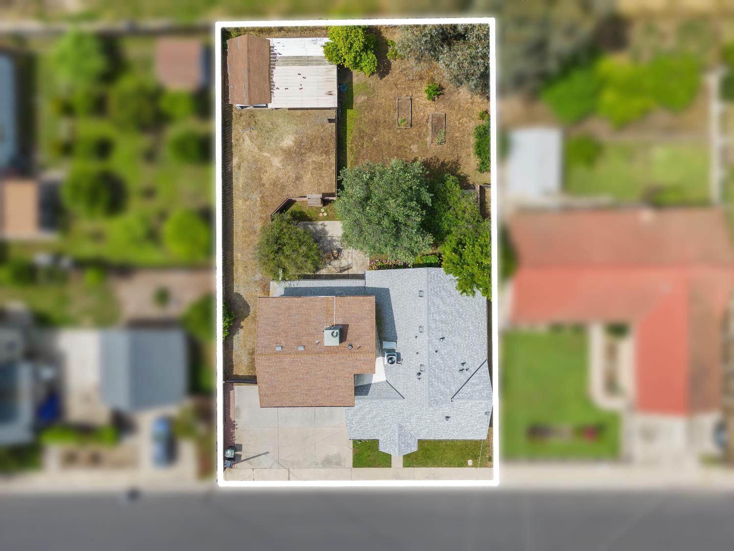 1641 Walnut Ave, Escalon, CA 95320