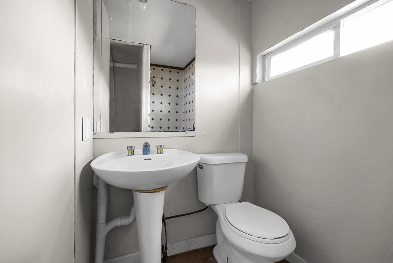 5061 Nunes Rd #36, Turlock, CA 95382