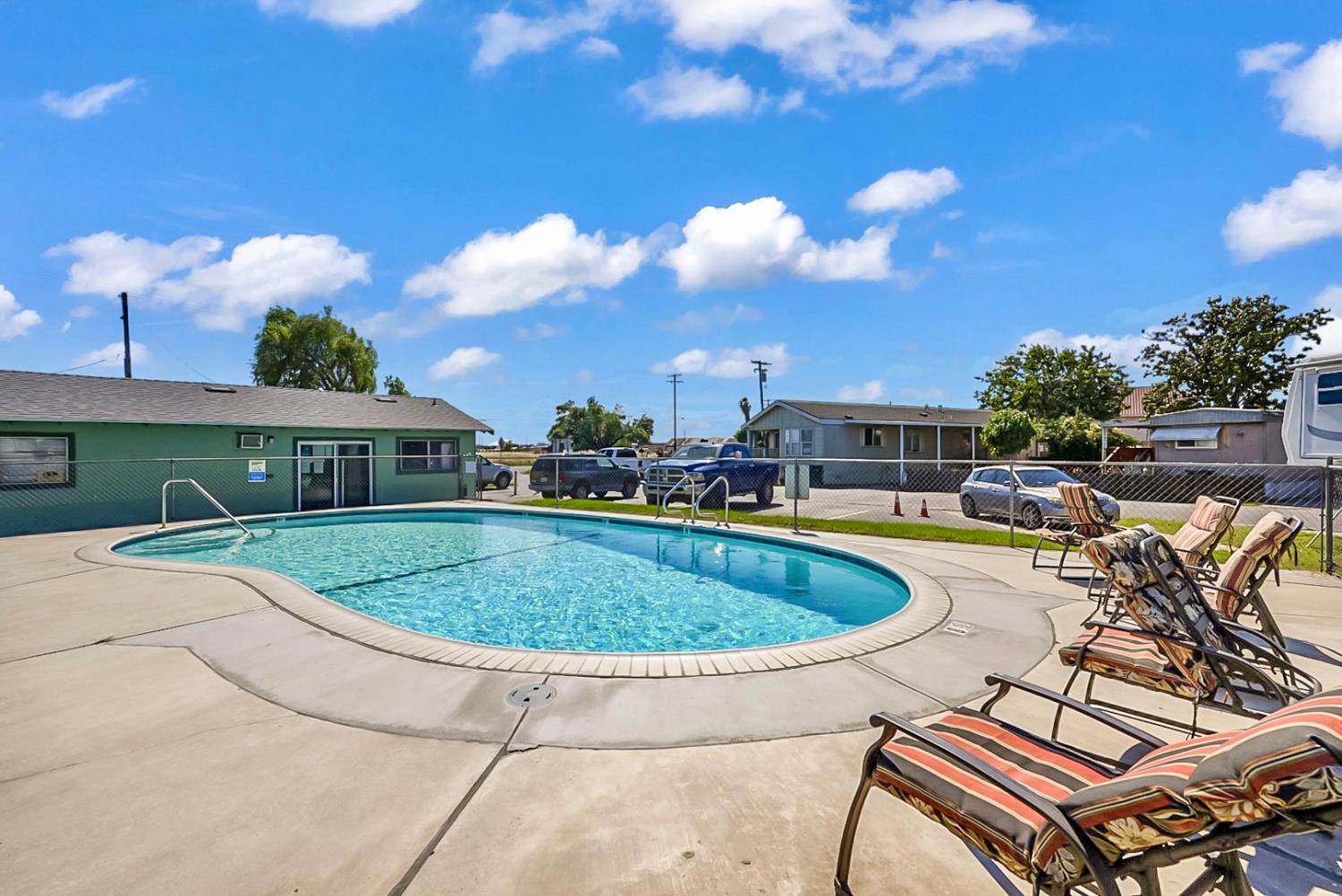 5061 Nunes Rd #36, Turlock, CA 95382