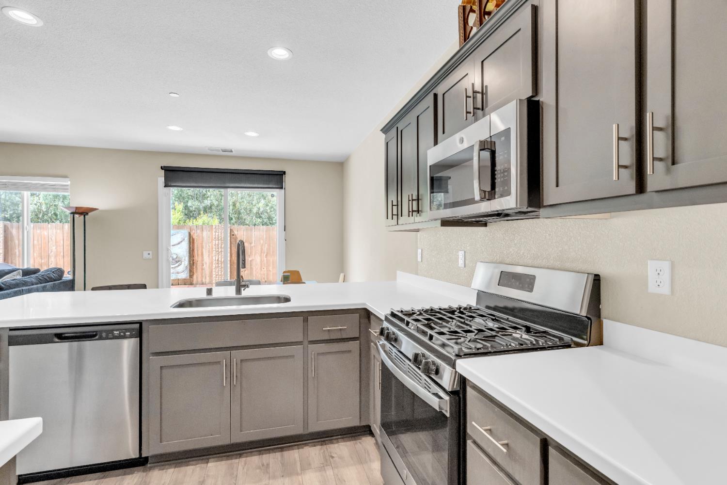 2809 Hawaiian Petrel Ave, Modesto, CA 95355