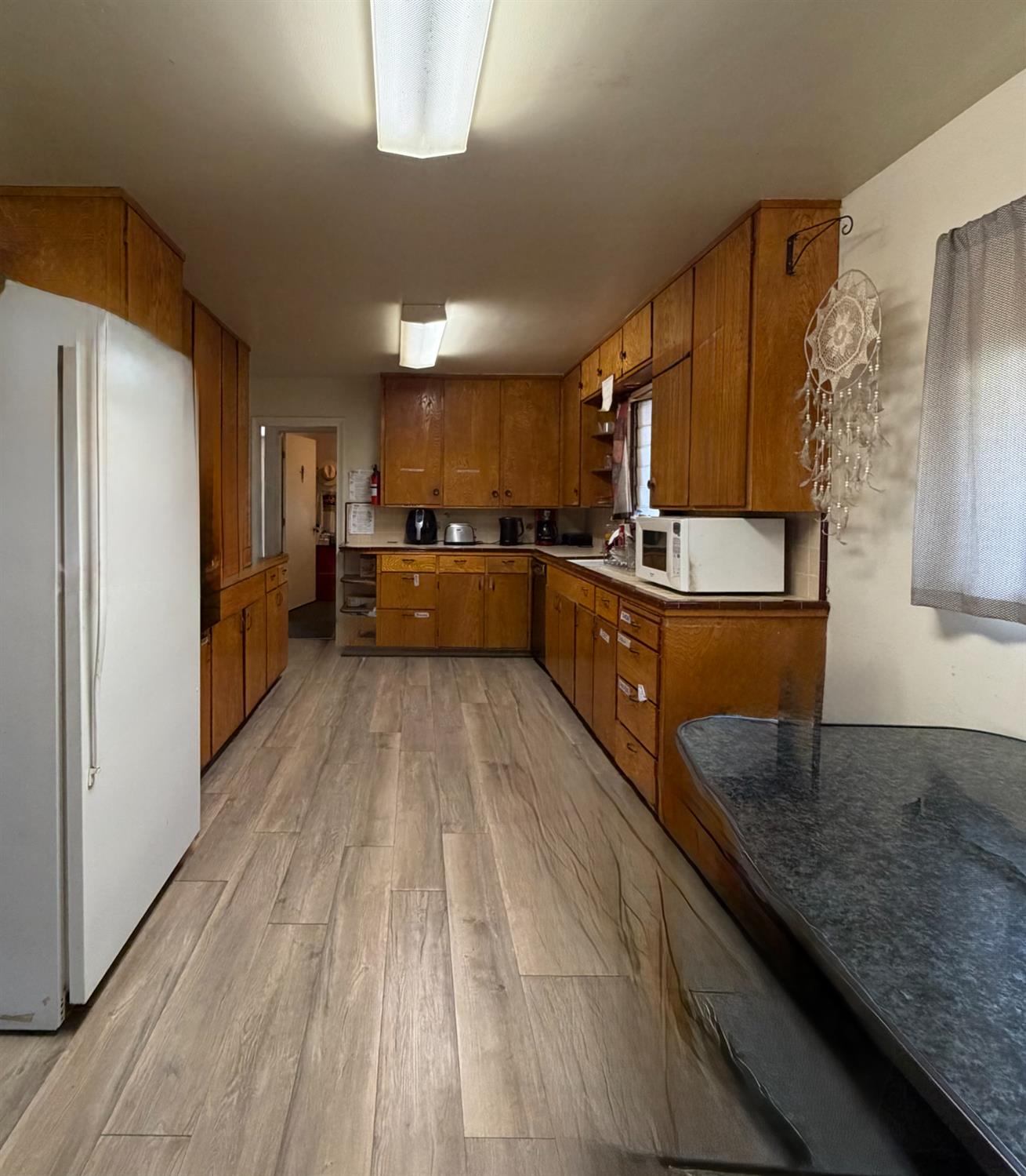 2233 6th St, Ceres, CA 95307