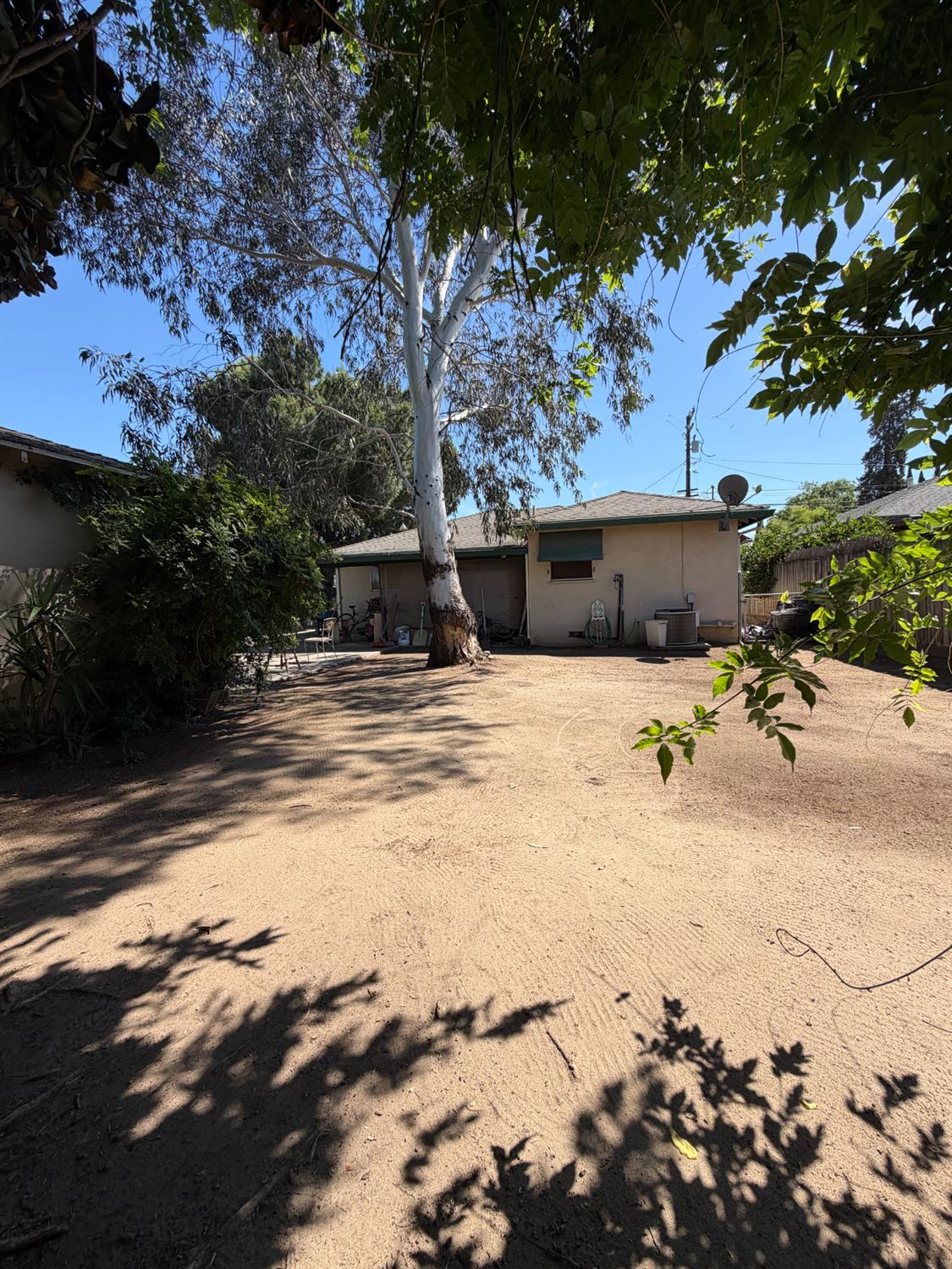 2233 6th St, Ceres, CA 95307