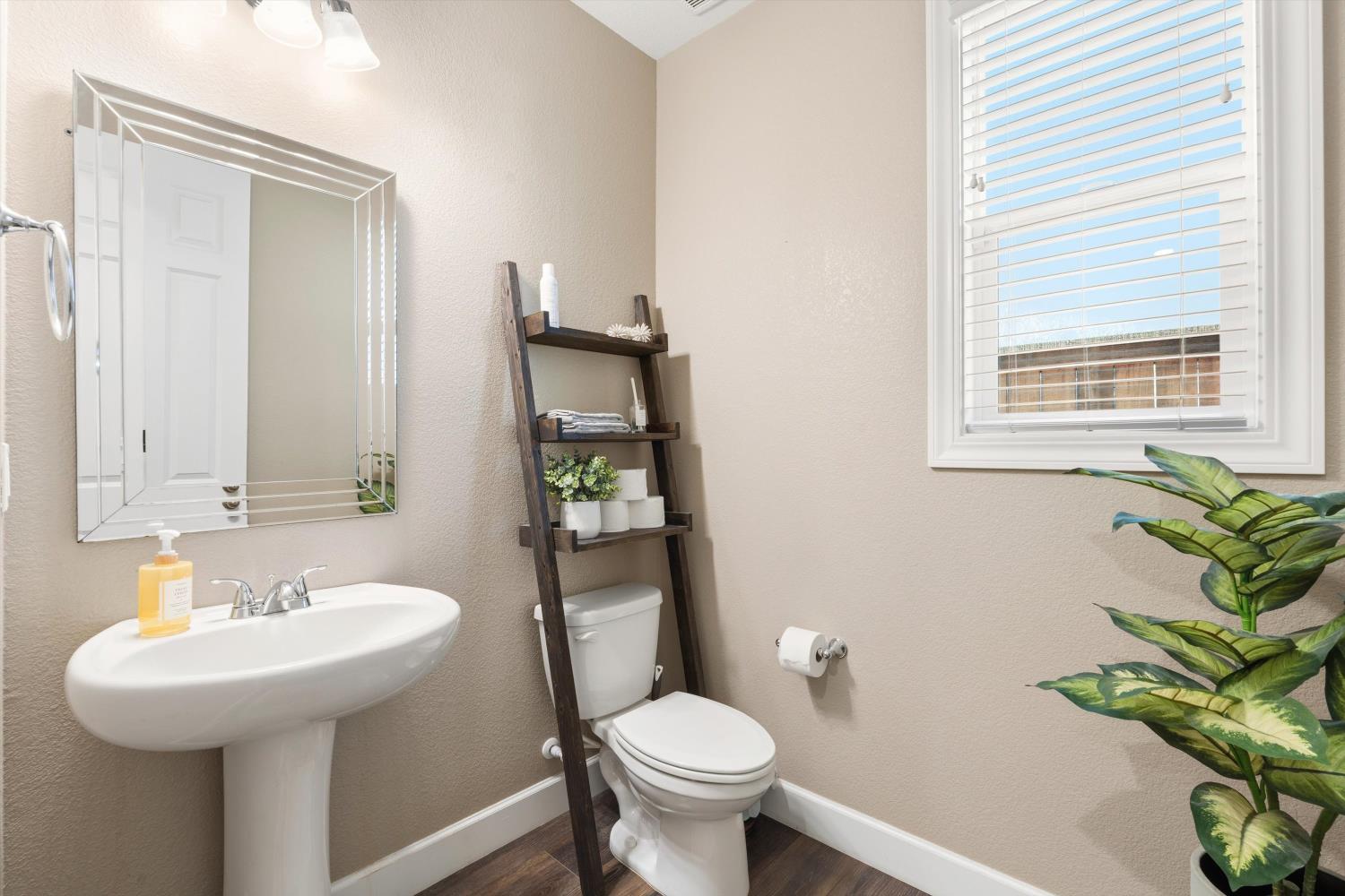 2187 Bravery Ave, Manteca, CA 95337