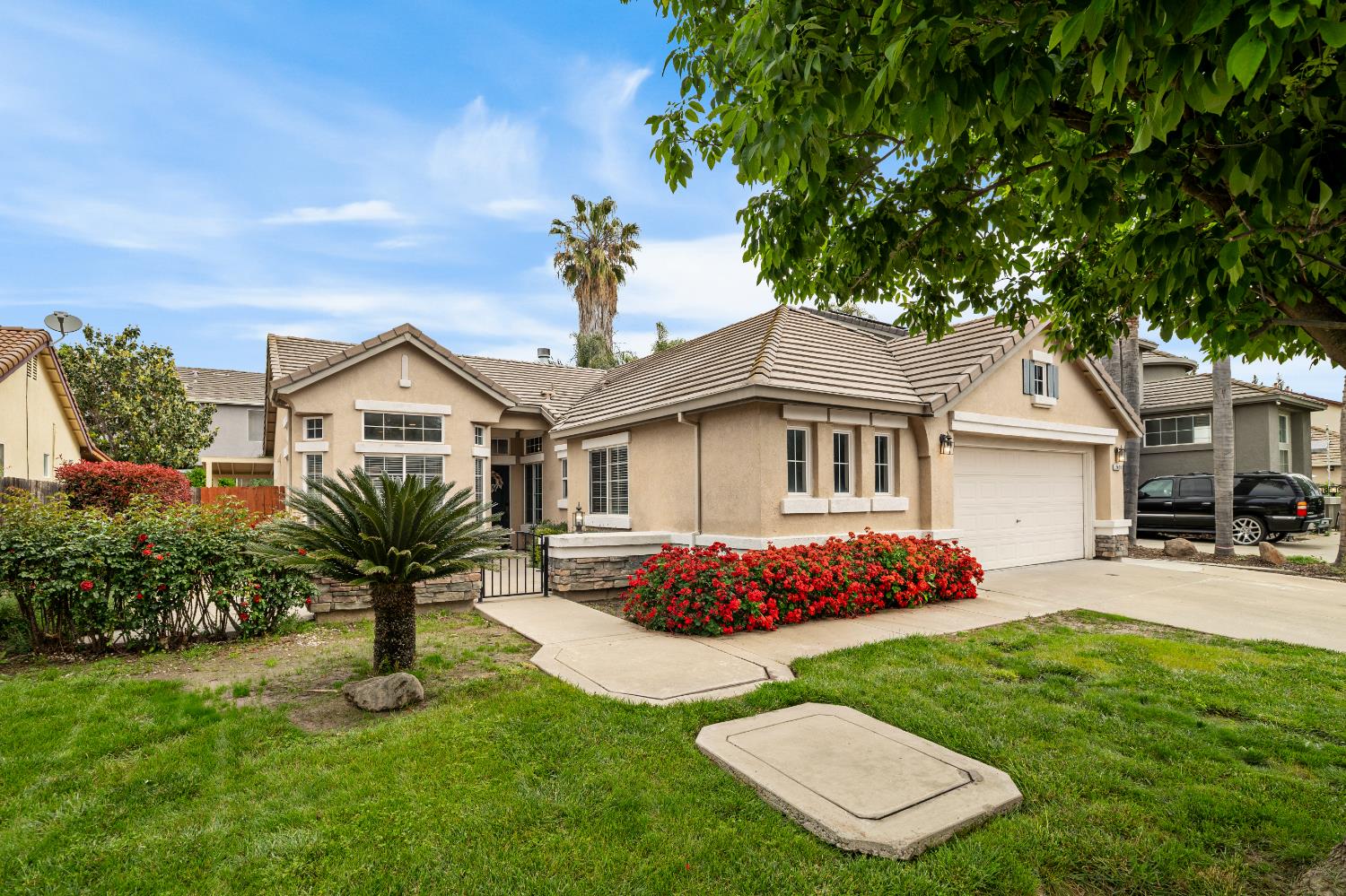 2425 Warm Springs Dr, Modesto, CA 95356