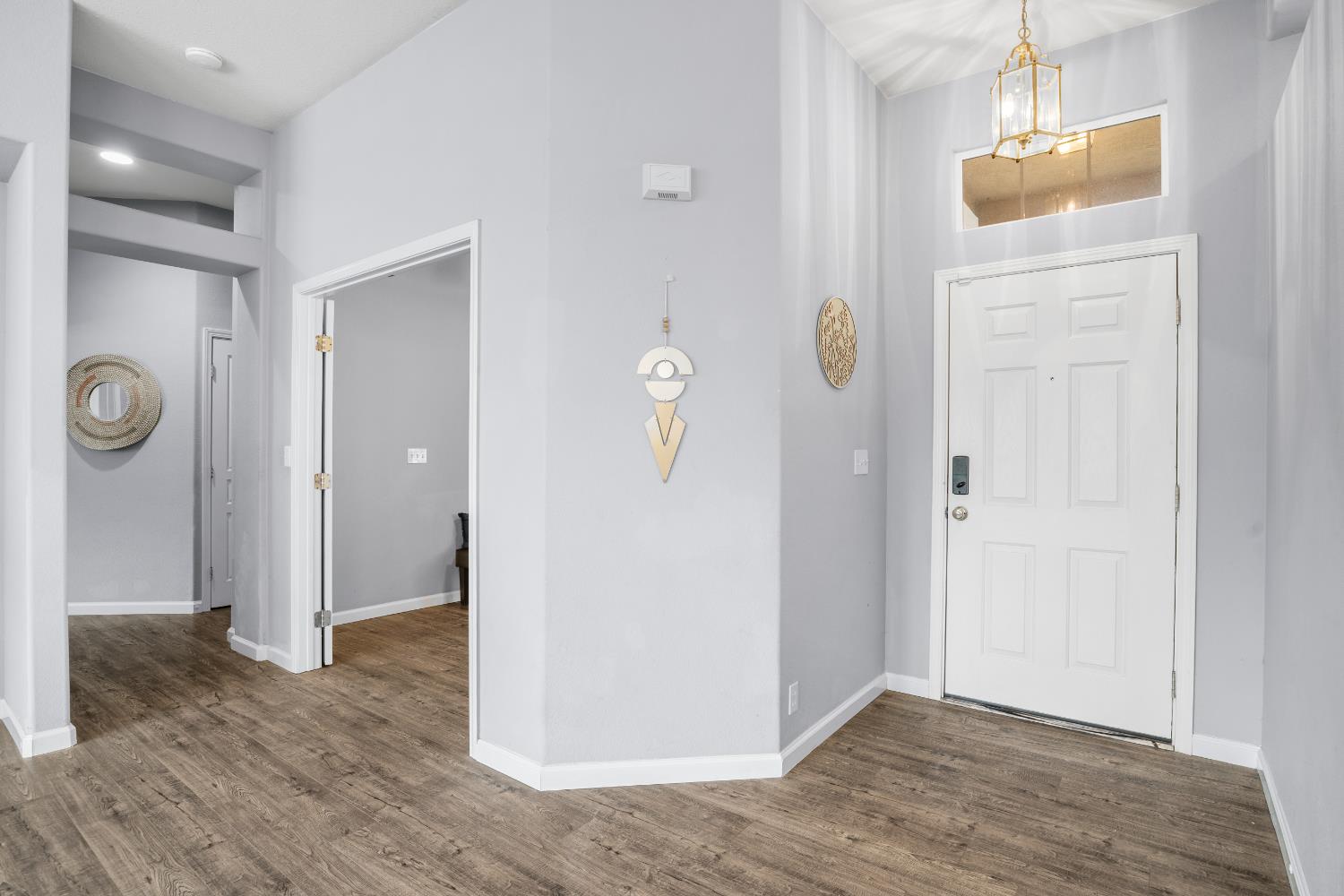 2425 Warm Springs Dr, Modesto, CA 95356