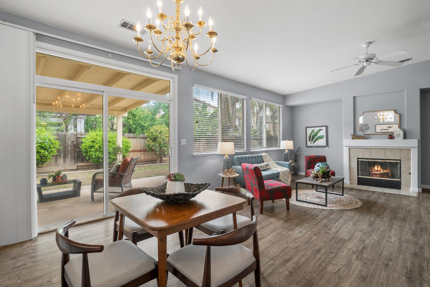 2425 Warm Springs Dr, Modesto, CA 95356