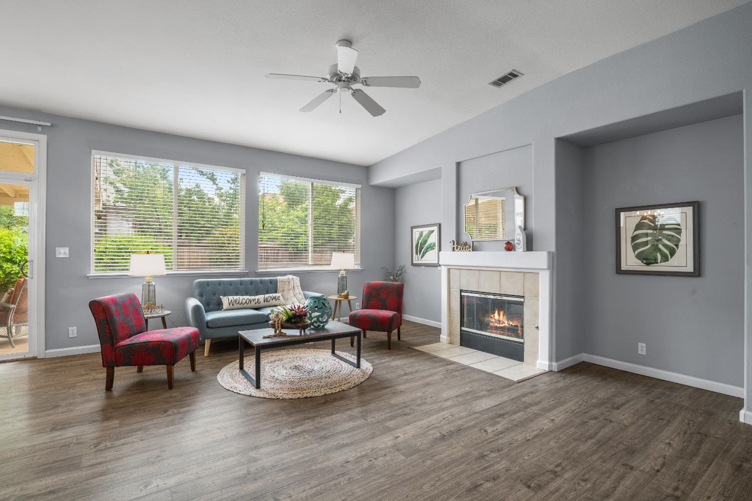 2425 Warm Springs Dr, Modesto, CA 95356