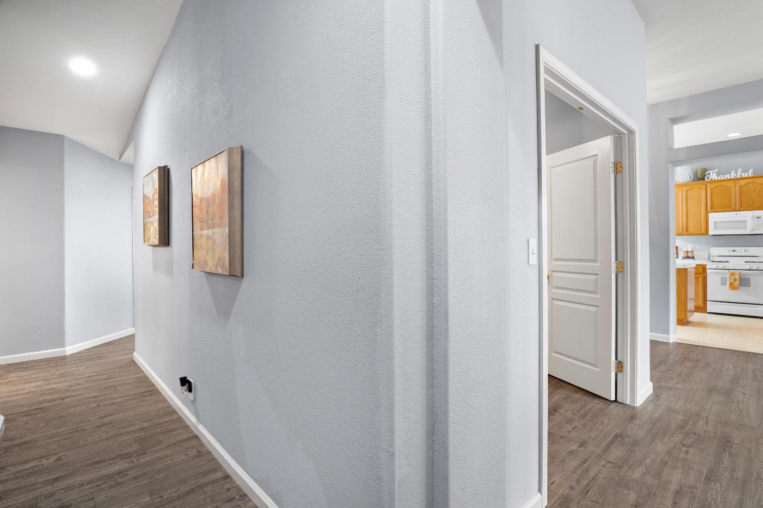 2425 Warm Springs Dr, Modesto, CA 95356