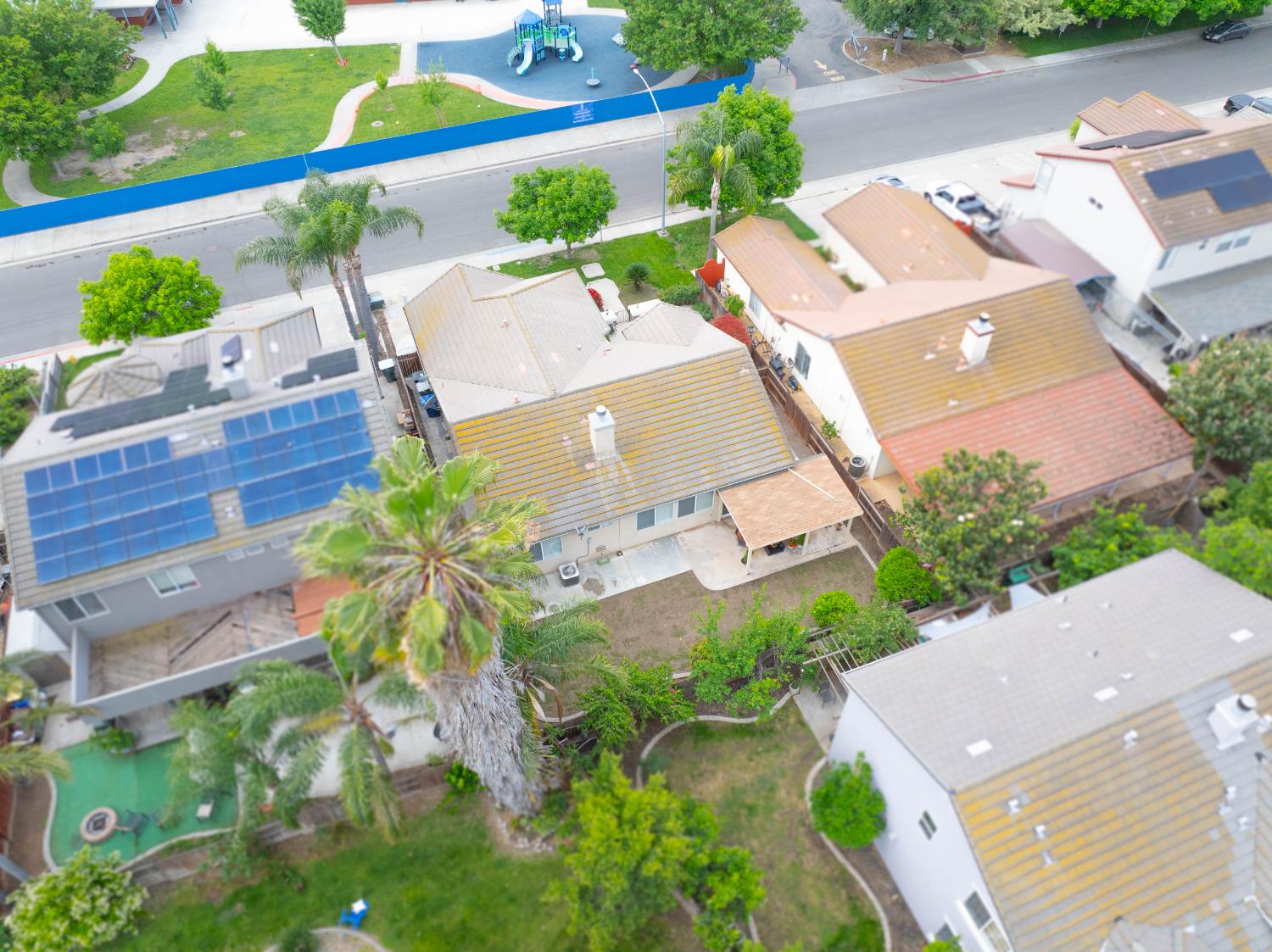 2425 Warm Springs Dr, Modesto, CA 95356