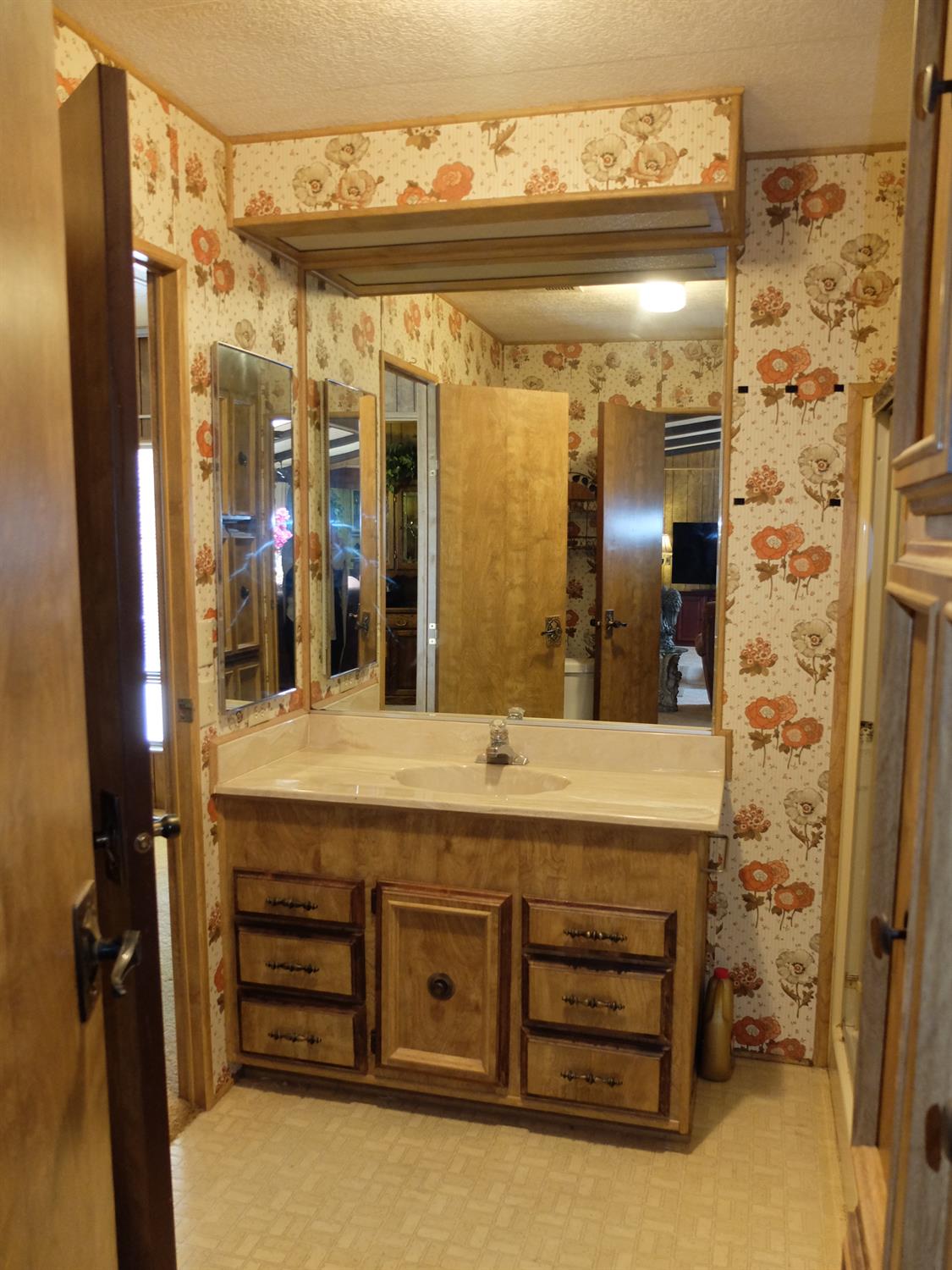 3840 Lahain Lane, Modesto, CA 95355