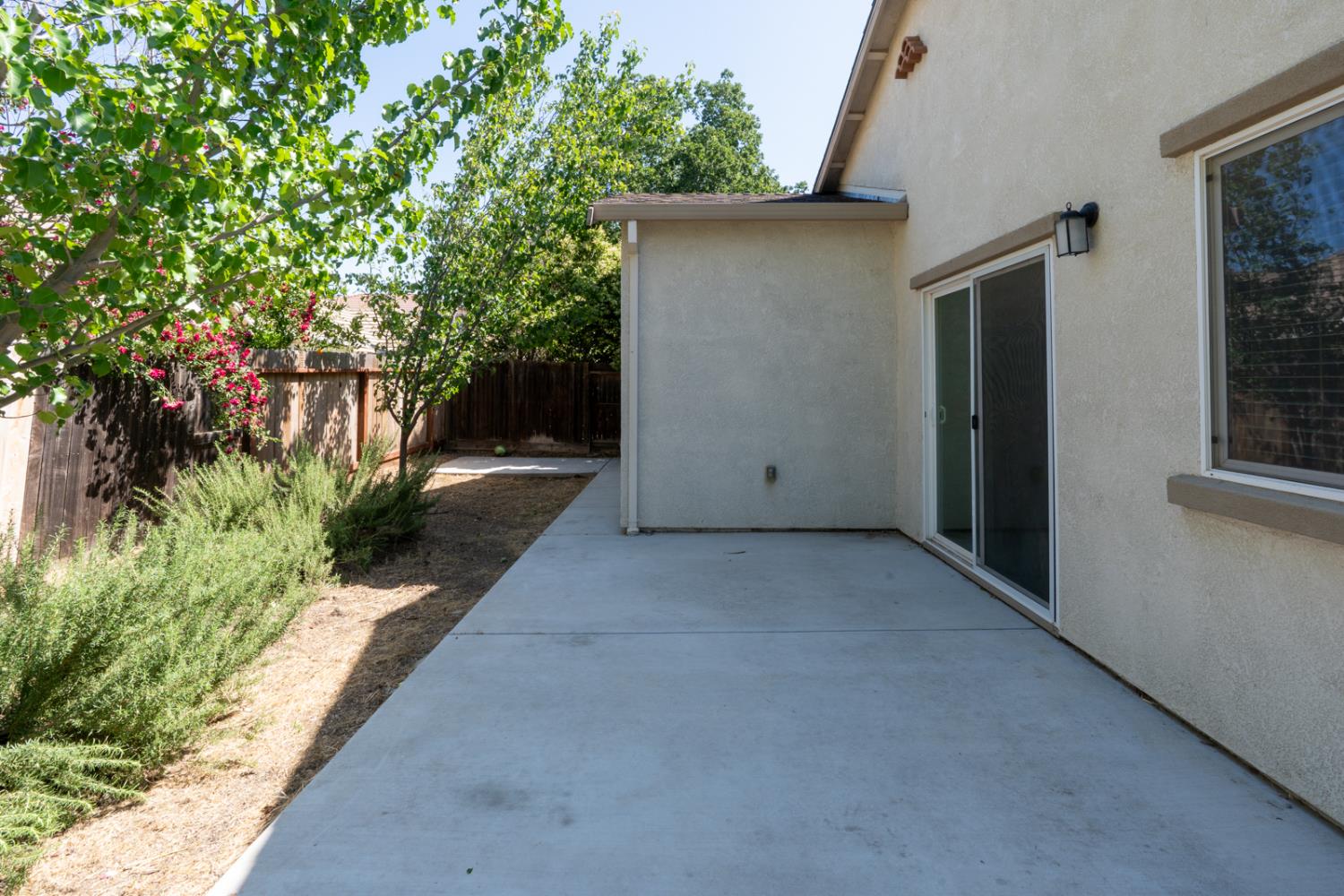 443 Jacobs Dr, Merced, CA 95348