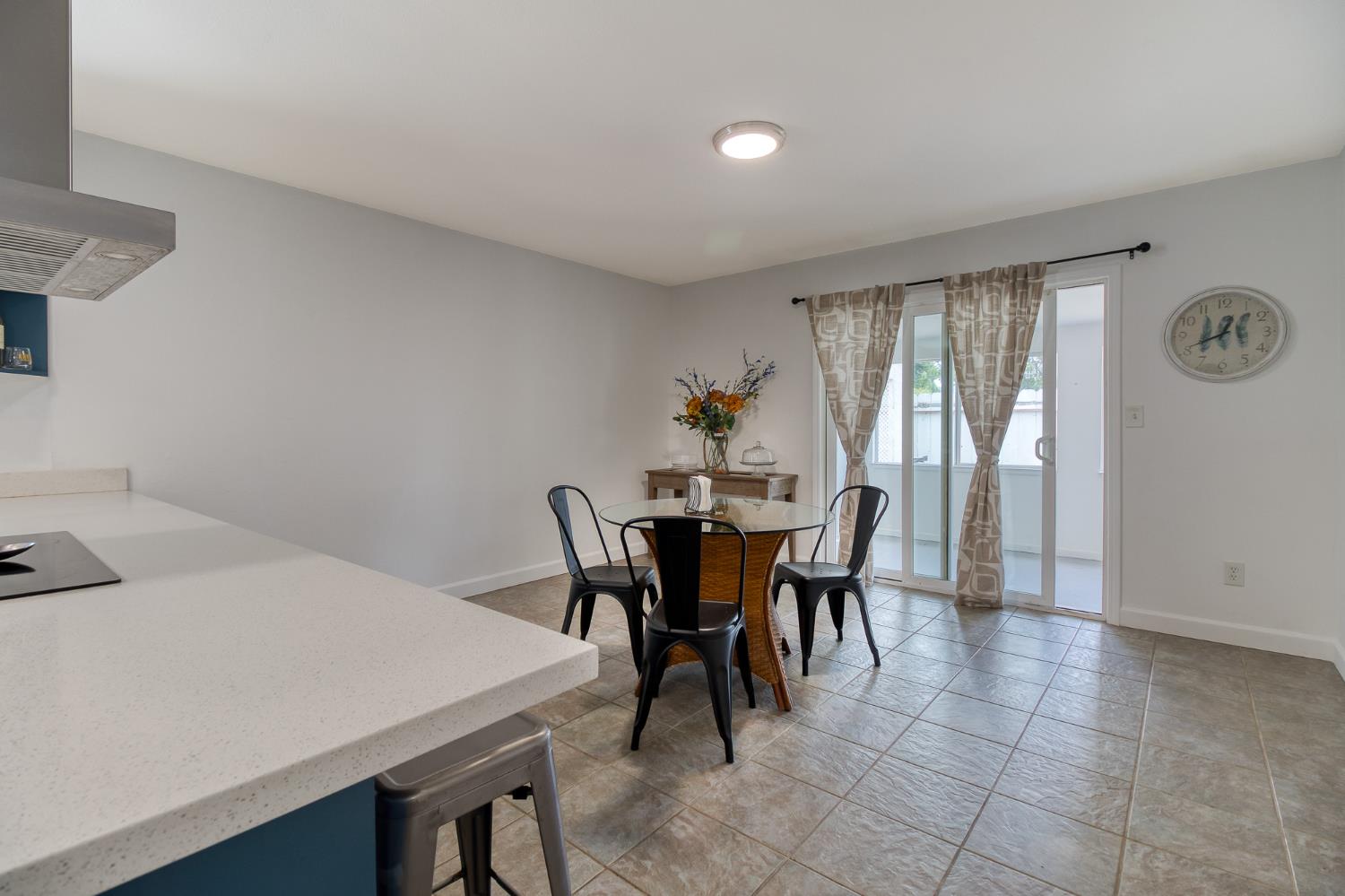 3809 Longbridge Dr, Modesto, CA 95356