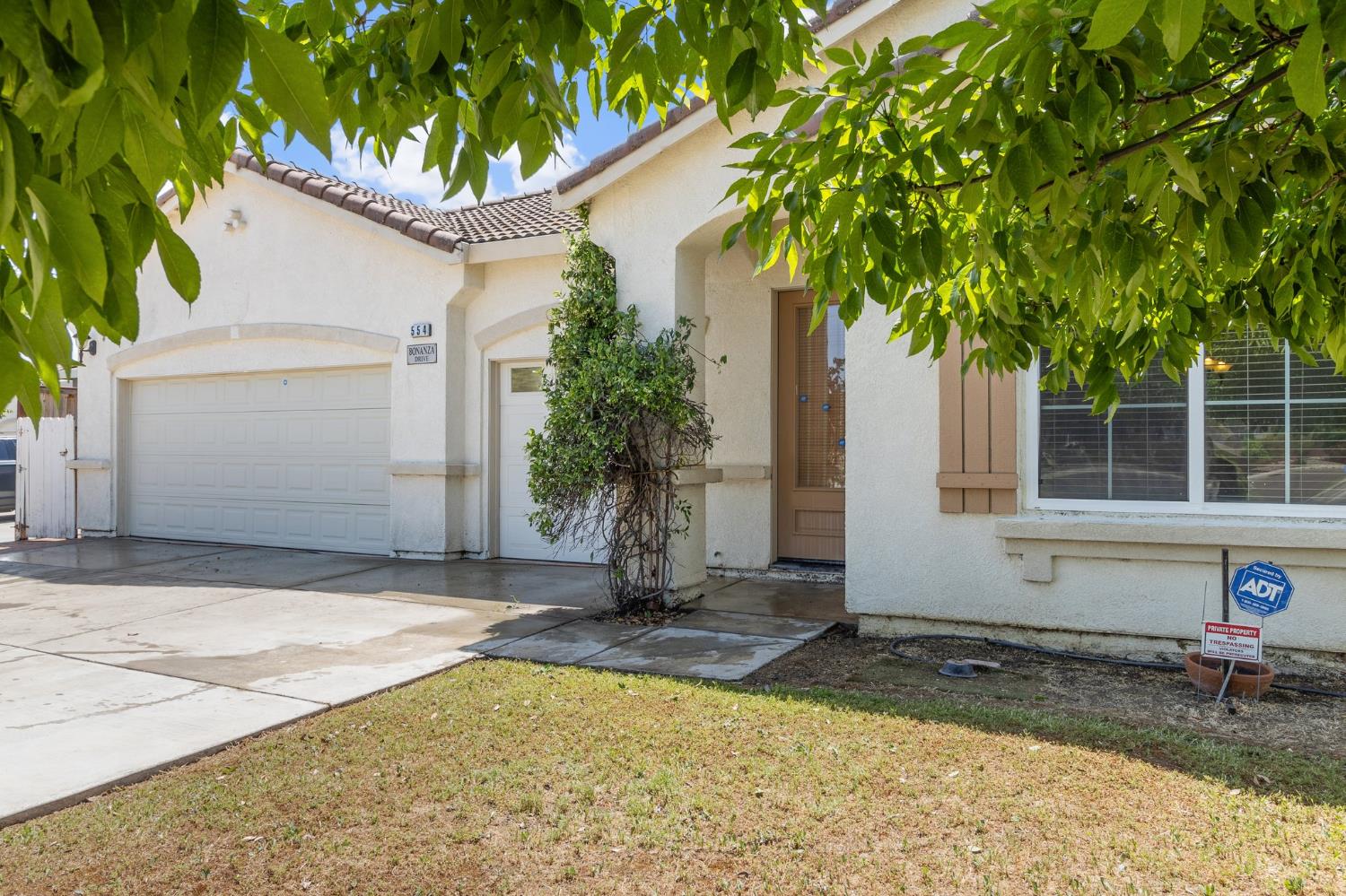 554 Bonanza Dr, Newman, CA 95360