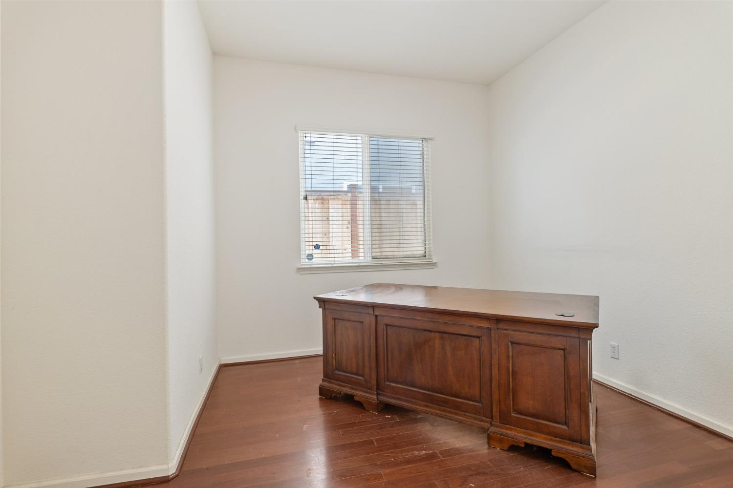 554 Bonanza Dr, Newman, CA 95360