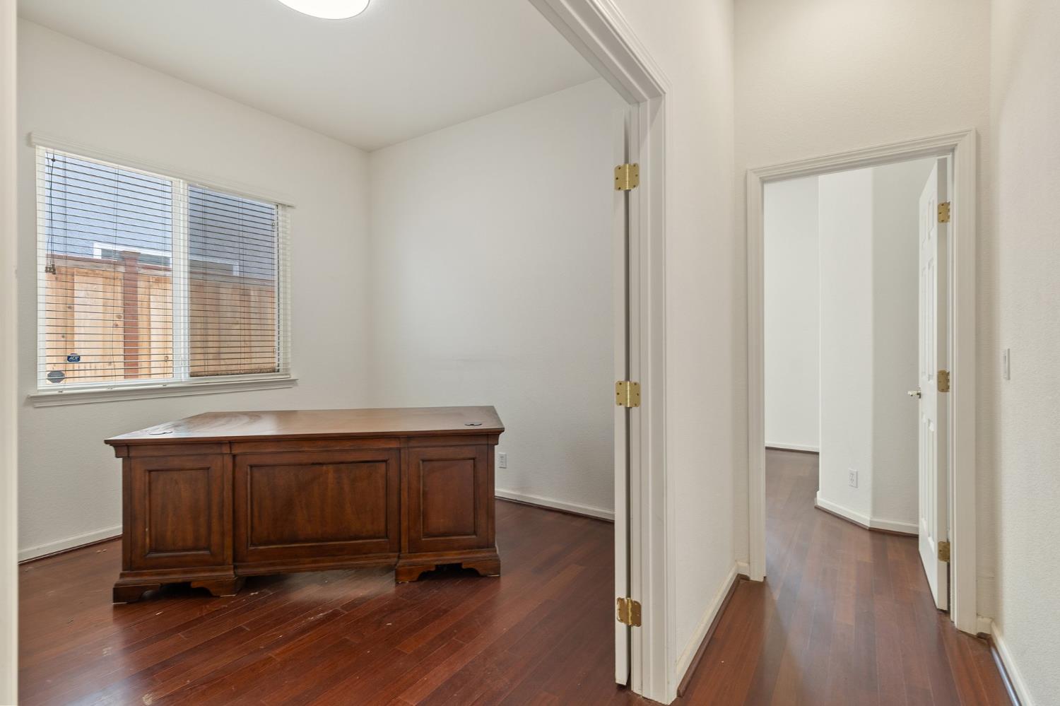 554 Bonanza Dr, Newman, CA 95360