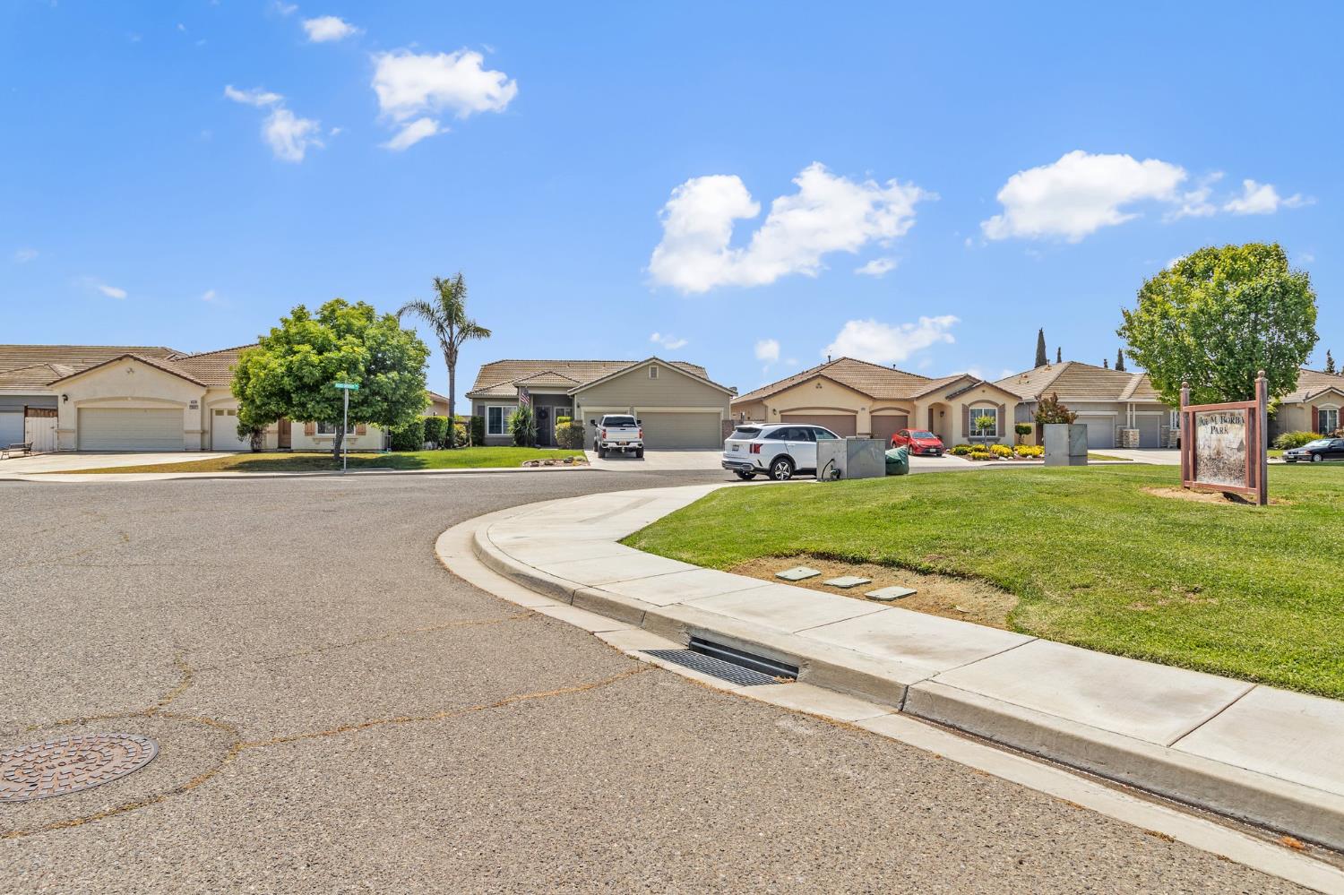 554 Bonanza Dr, Newman, CA 95360