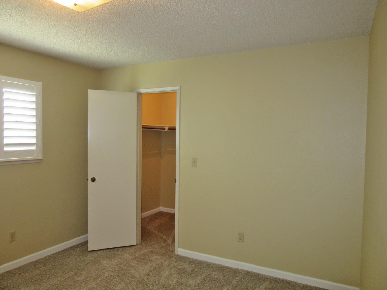 3733 Longbridge Dr, Modesto, CA 95356