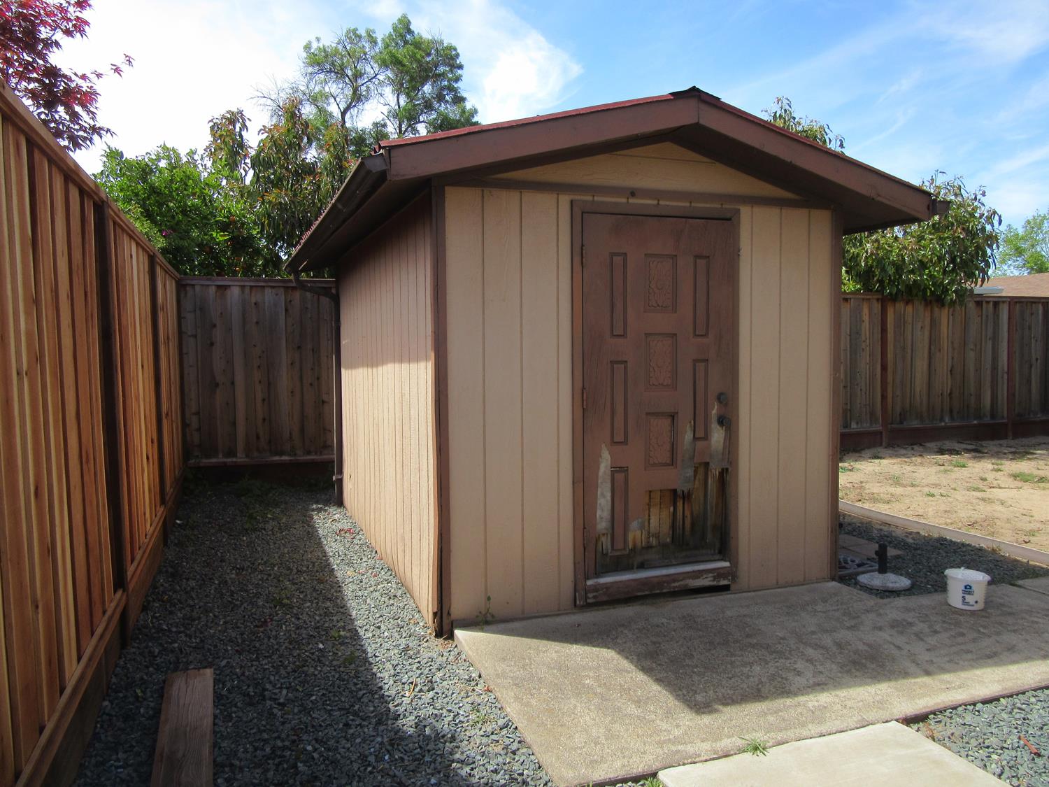 3733 Longbridge Dr, Modesto, CA 95356