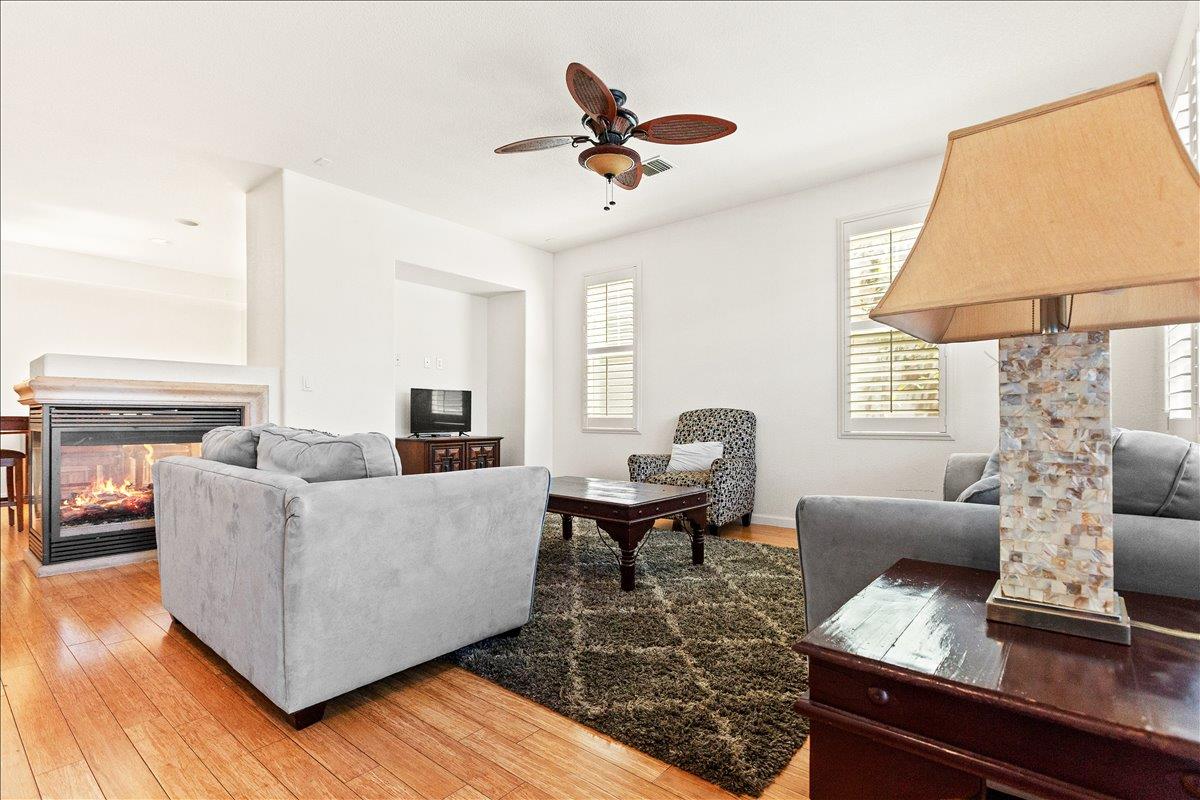 2820 Hawaiian Petrel Ave, Modesto, CA 95355