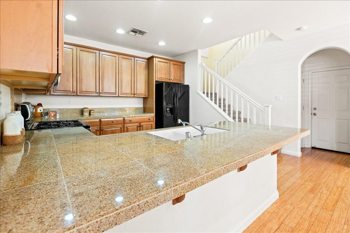 2820 Hawaiian Petrel Ave, Modesto, CA 95355