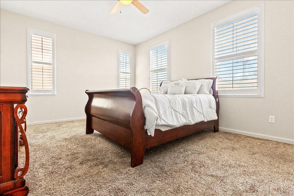 2820 Hawaiian Petrel Ave, Modesto, CA 95355