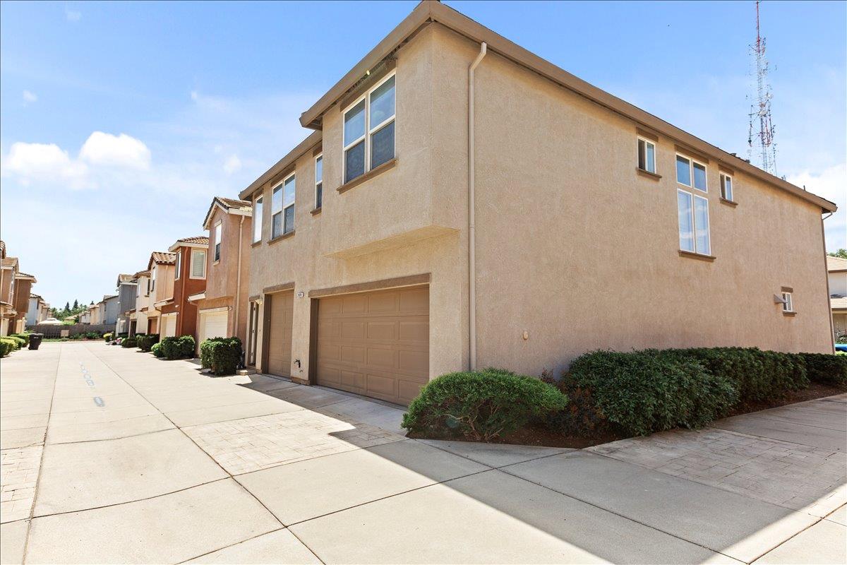 2820 Hawaiian Petrel Ave, Modesto, CA 95355