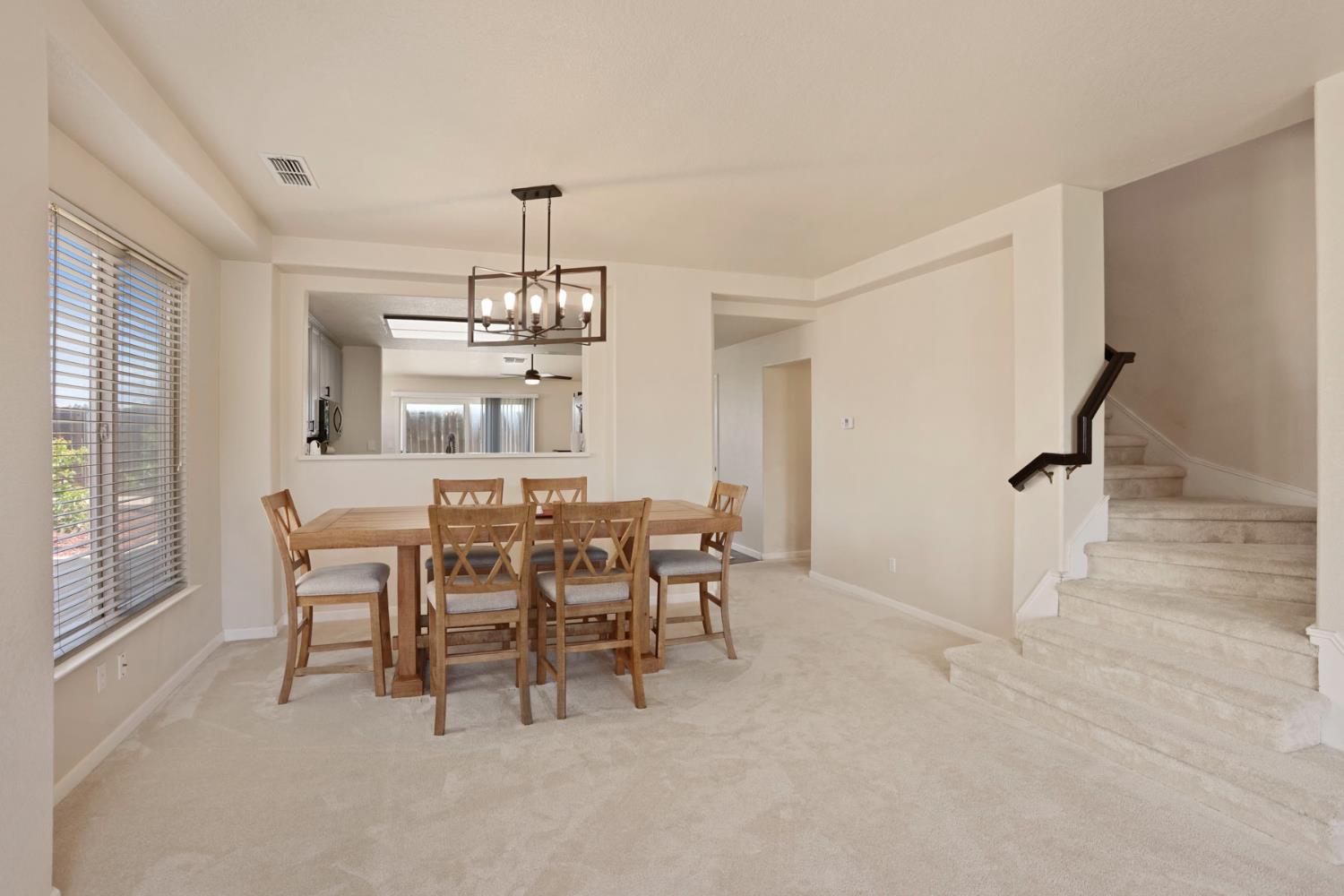 308 Ashford Ave, Manteca, CA 95337
