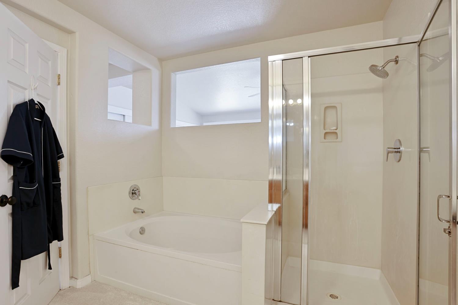308 Ashford Ave, Manteca, CA 95337
