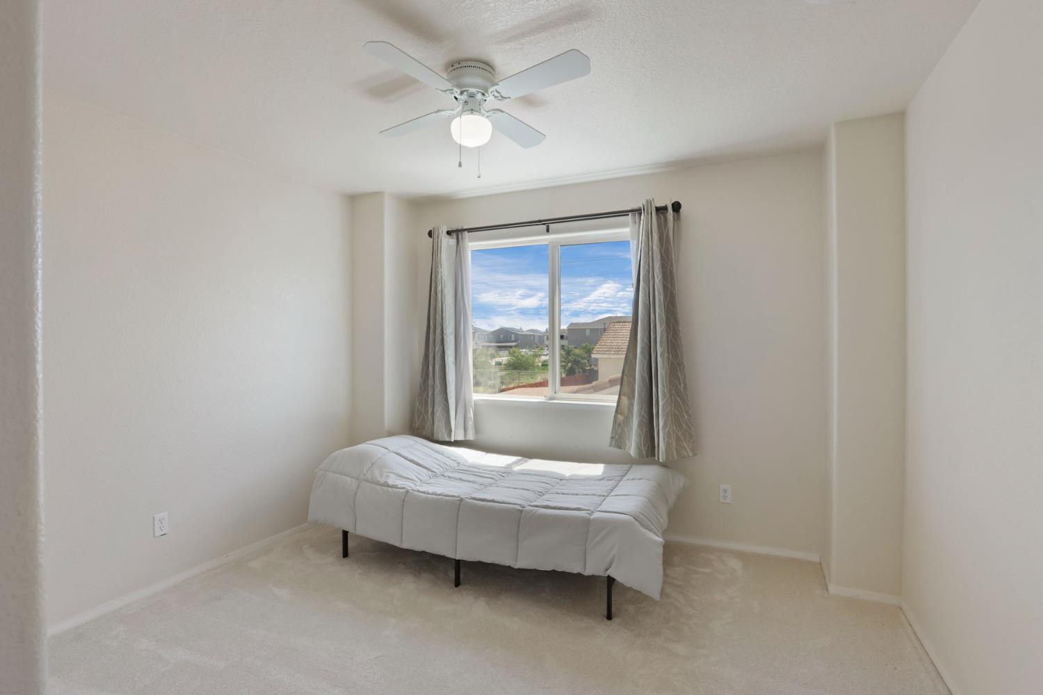 308 Ashford Ave, Manteca, CA 95337