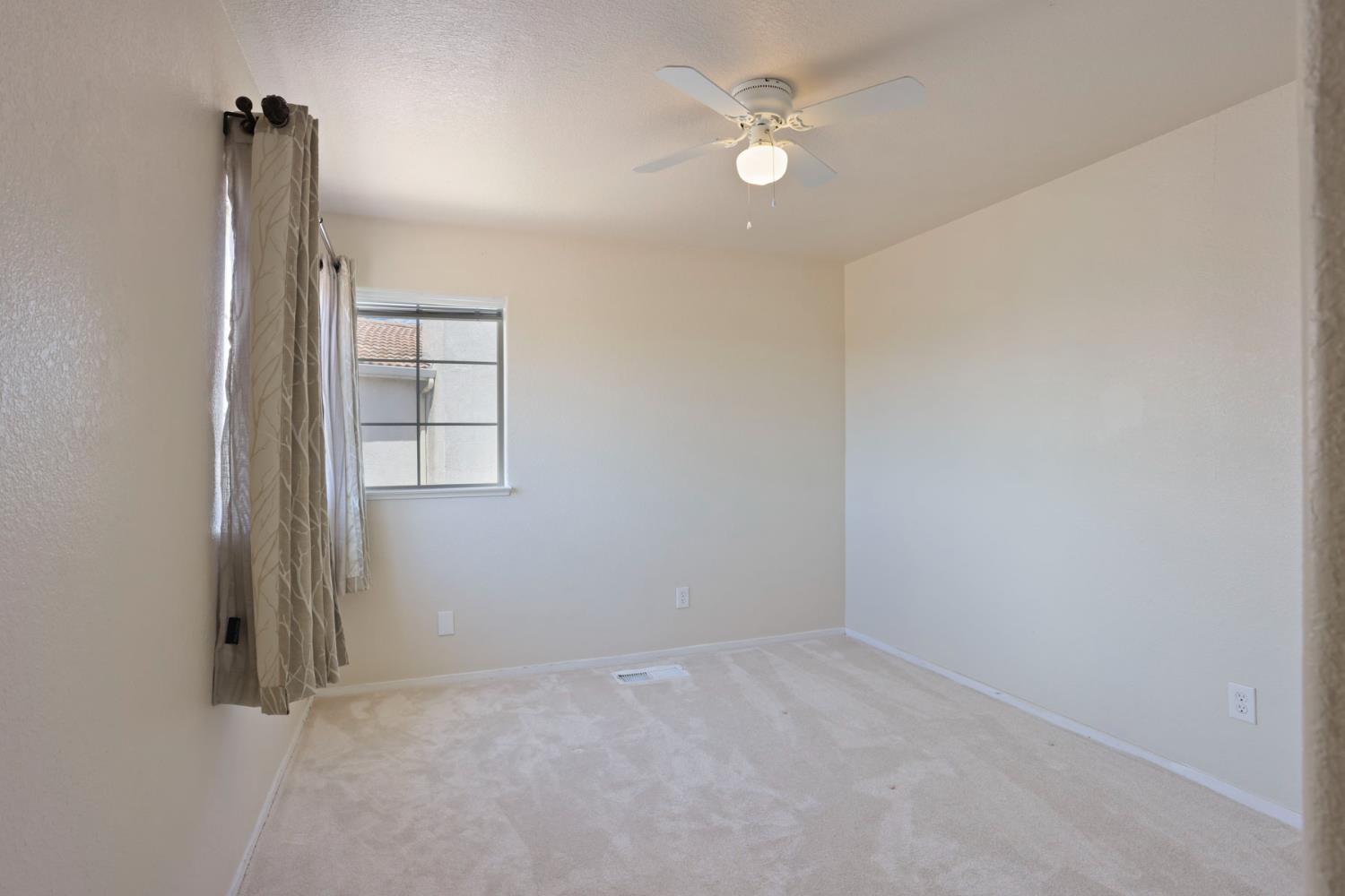 308 Ashford Ave, Manteca, CA 95337
