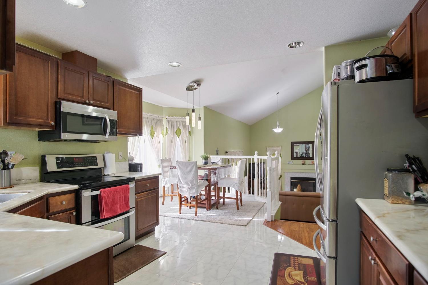 1568 Via Del Pettoruto, Gustine, CA 95322