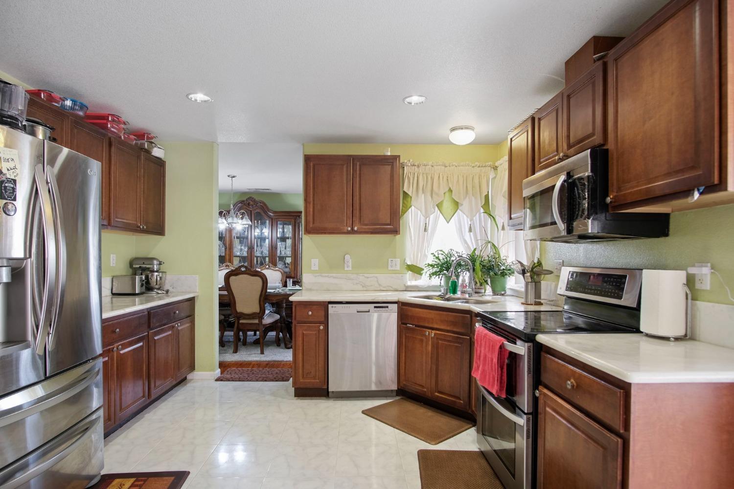 1568 Via Del Pettoruto, Gustine, CA 95322