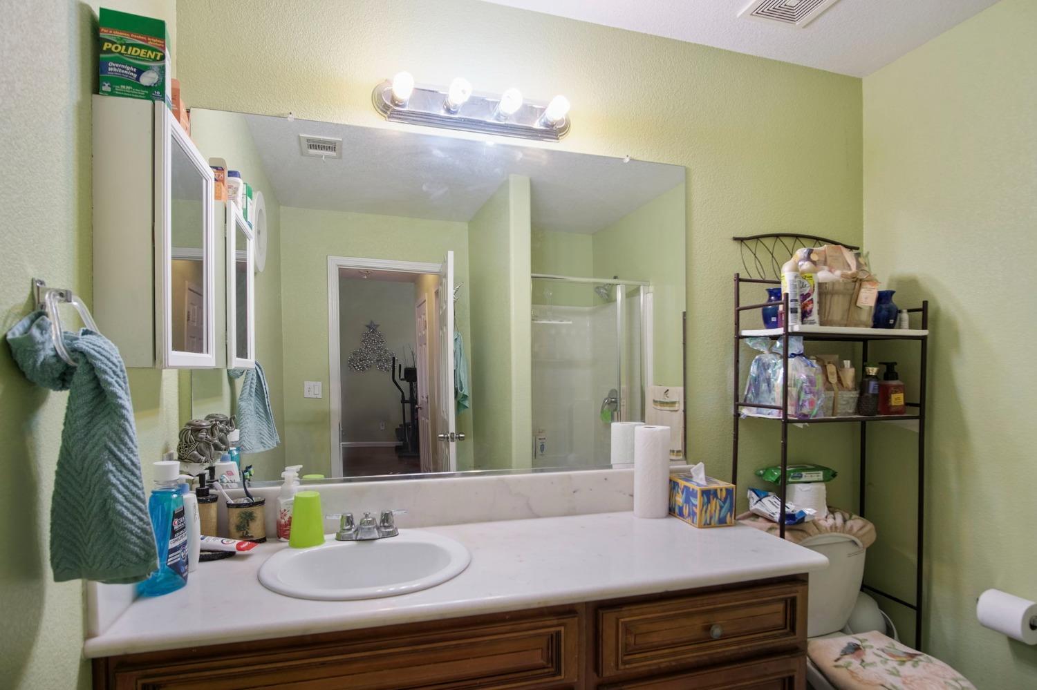 1568 Via Del Pettoruto, Gustine, CA 95322