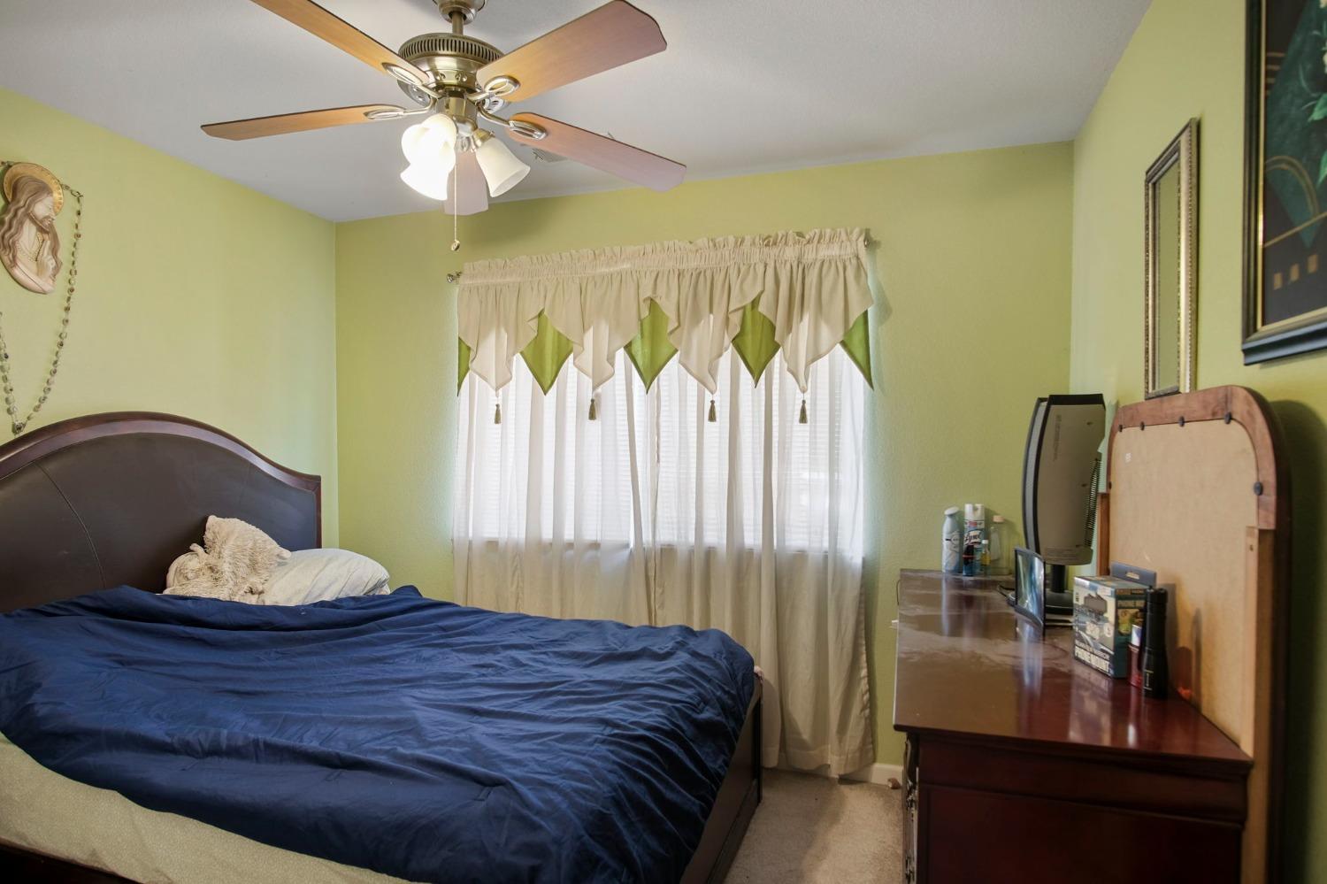 1568 Via Del Pettoruto, Gustine, CA 95322