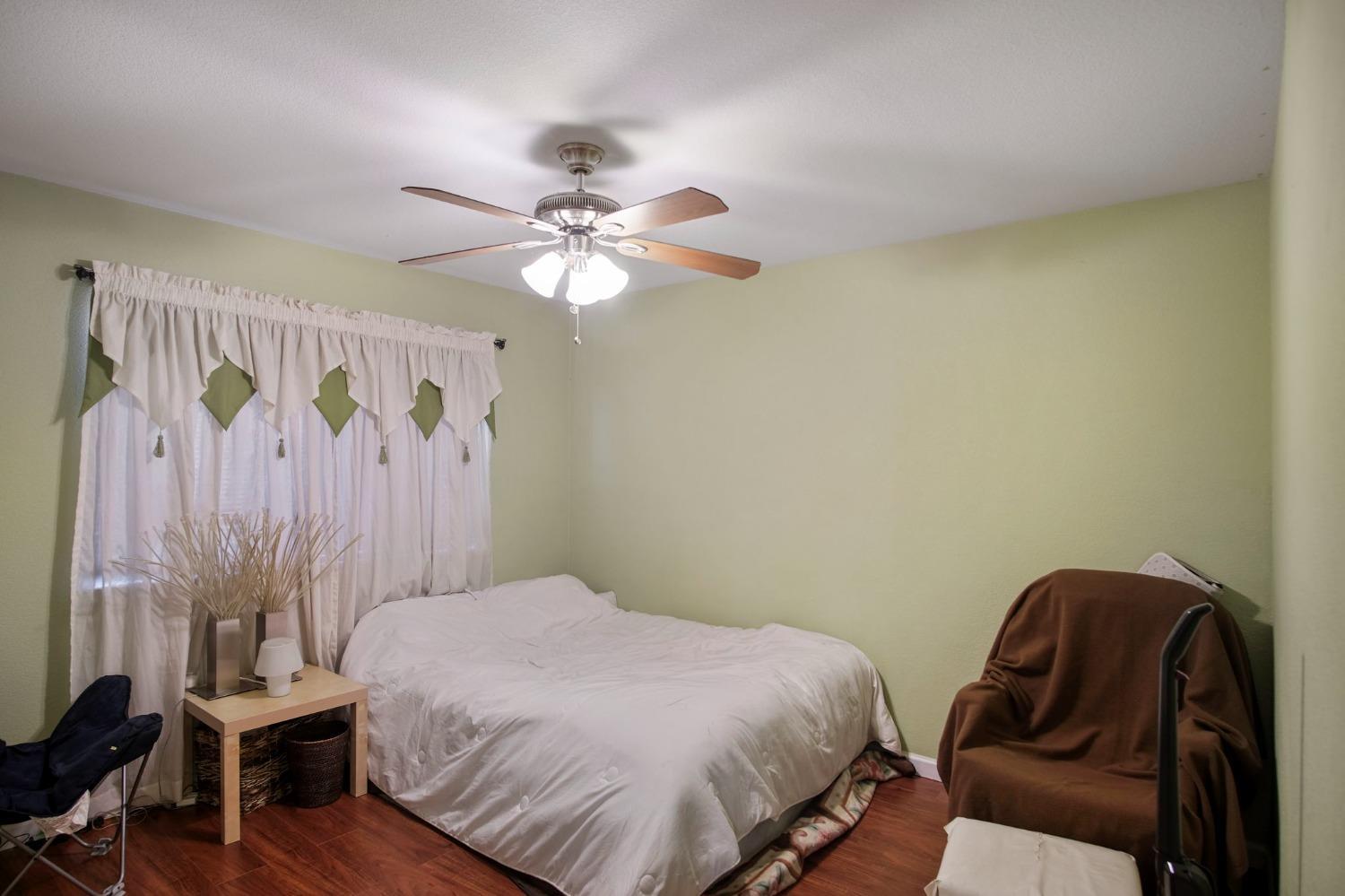 1568 Via Del Pettoruto, Gustine, CA 95322