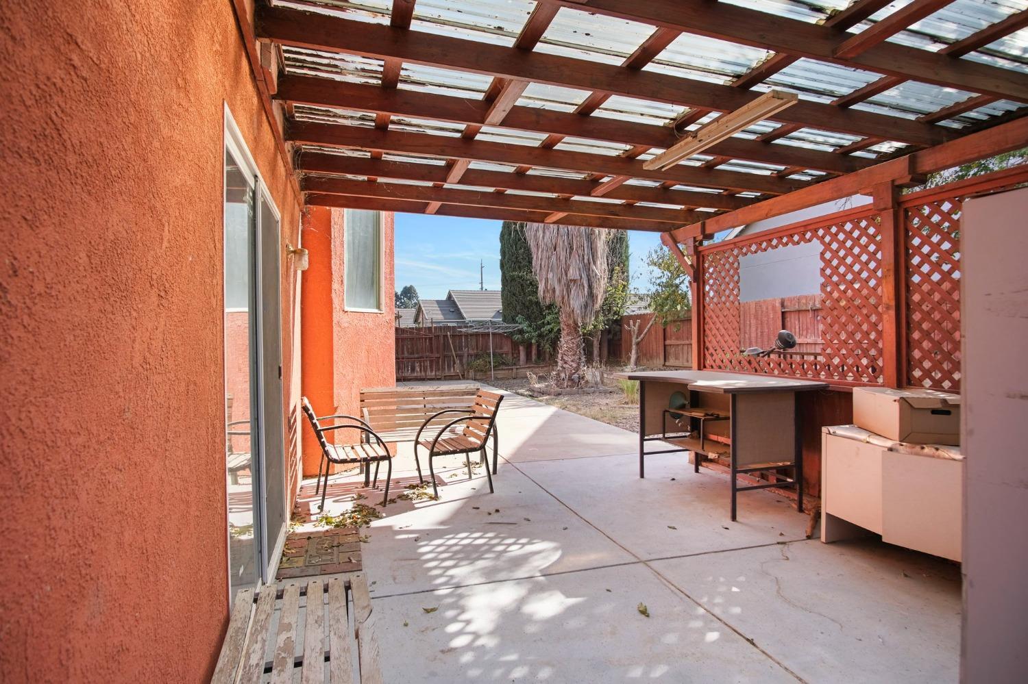 1568 Via Del Pettoruto, Gustine, CA 95322