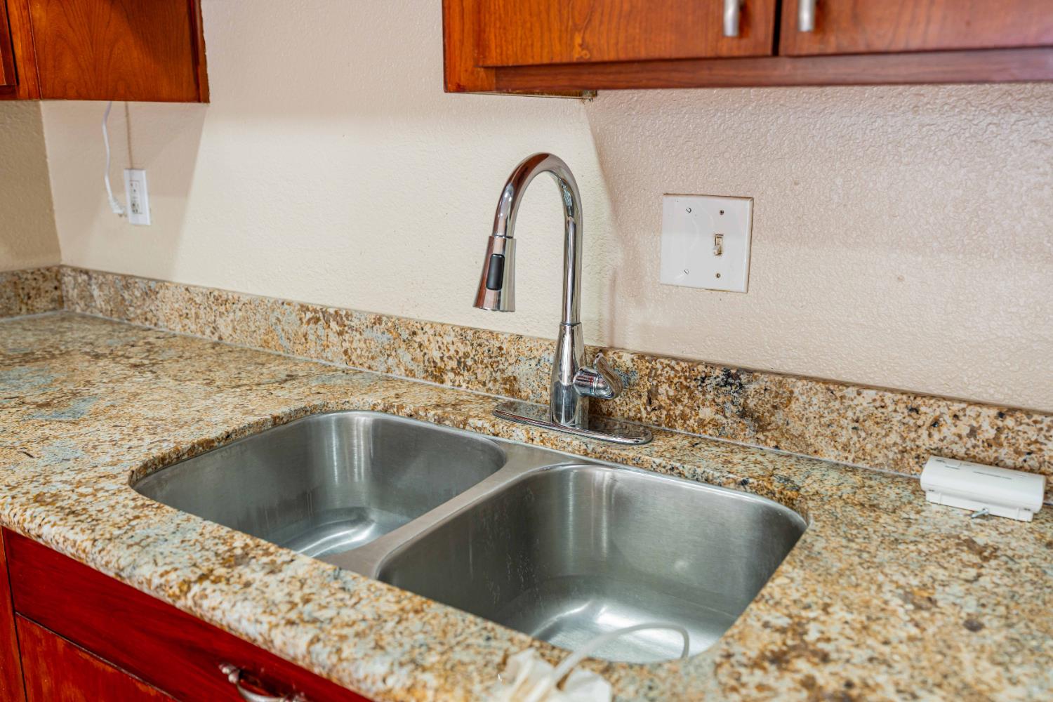 209 Carmillita Way, Modesto, CA 95354