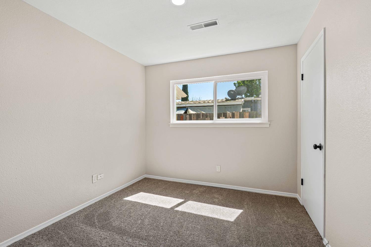 209 Carmillita Way, Modesto, CA 95354