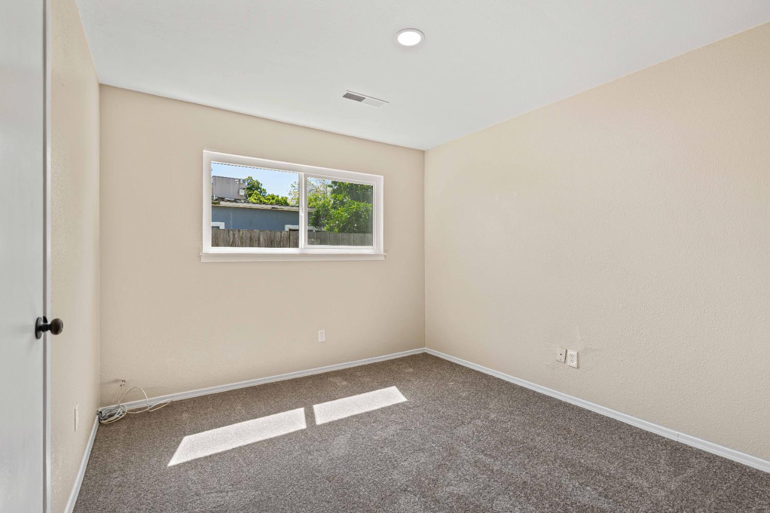 209 Carmillita Way, Modesto, CA 95354