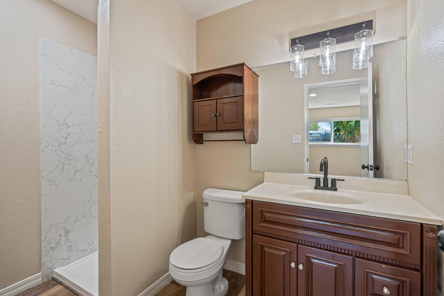 209 Carmillita Way, Modesto, CA 95354