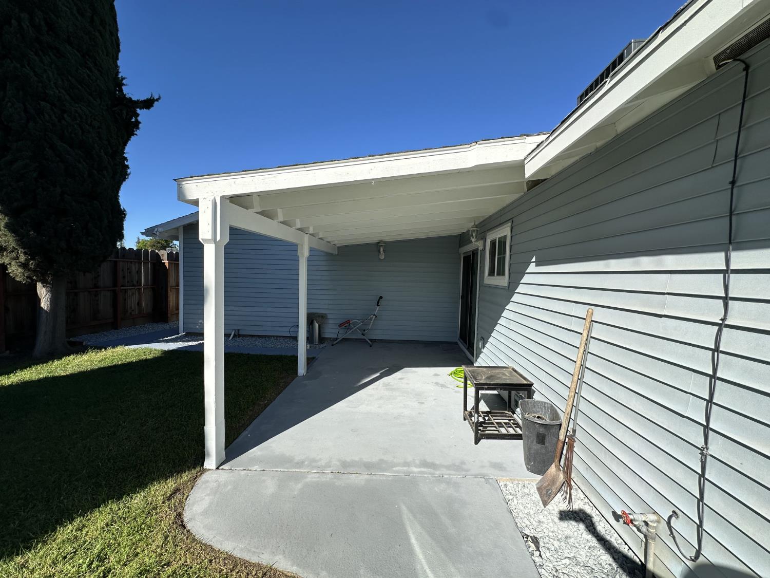 2160 Georgia Way, Turlock, CA 95382