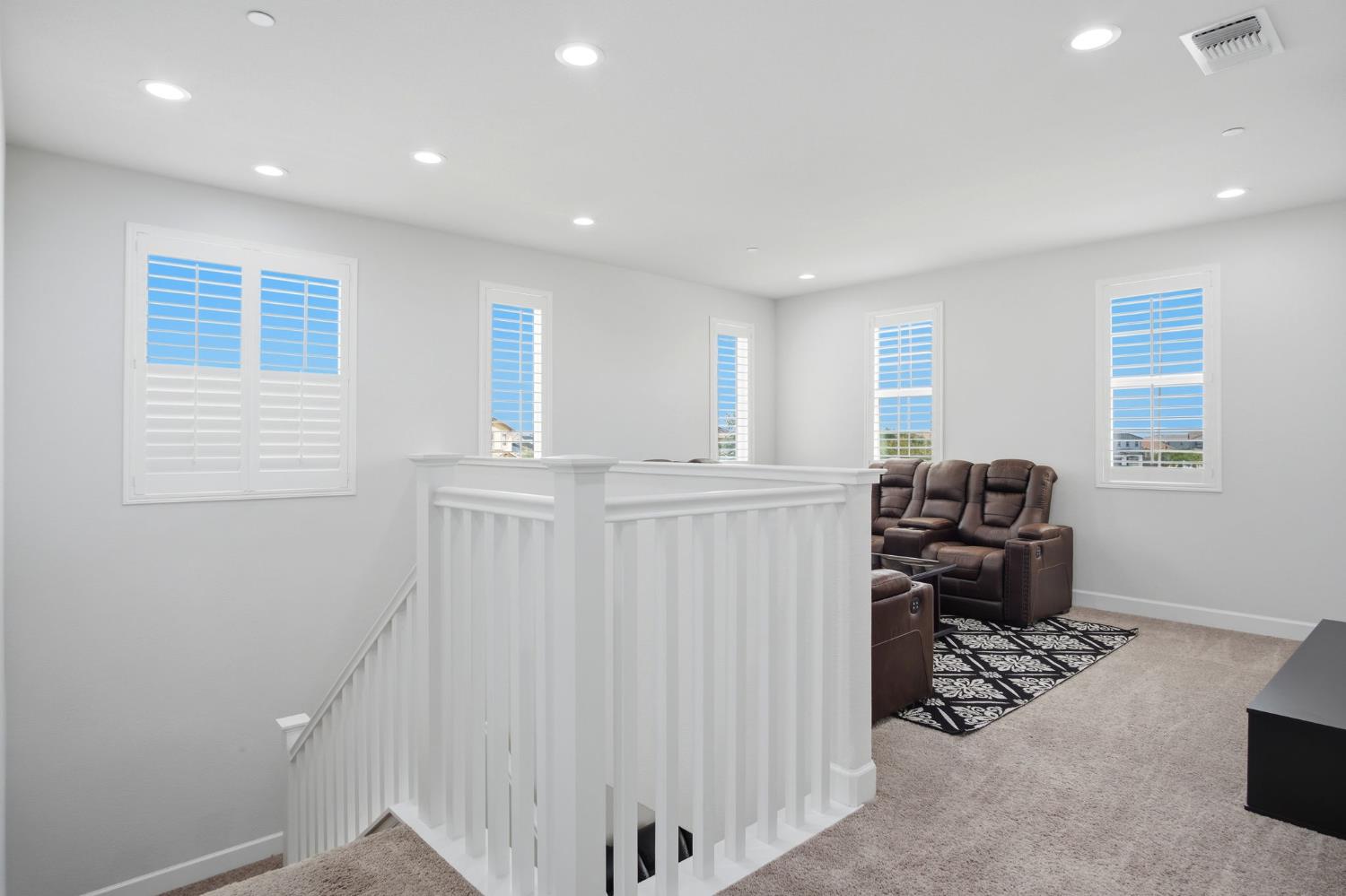 1487 Patriot St, Manteca, CA 95337