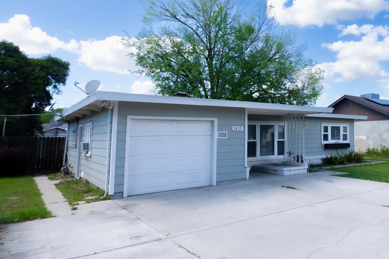 1417 Giahos Ave, Modesto, CA 95358