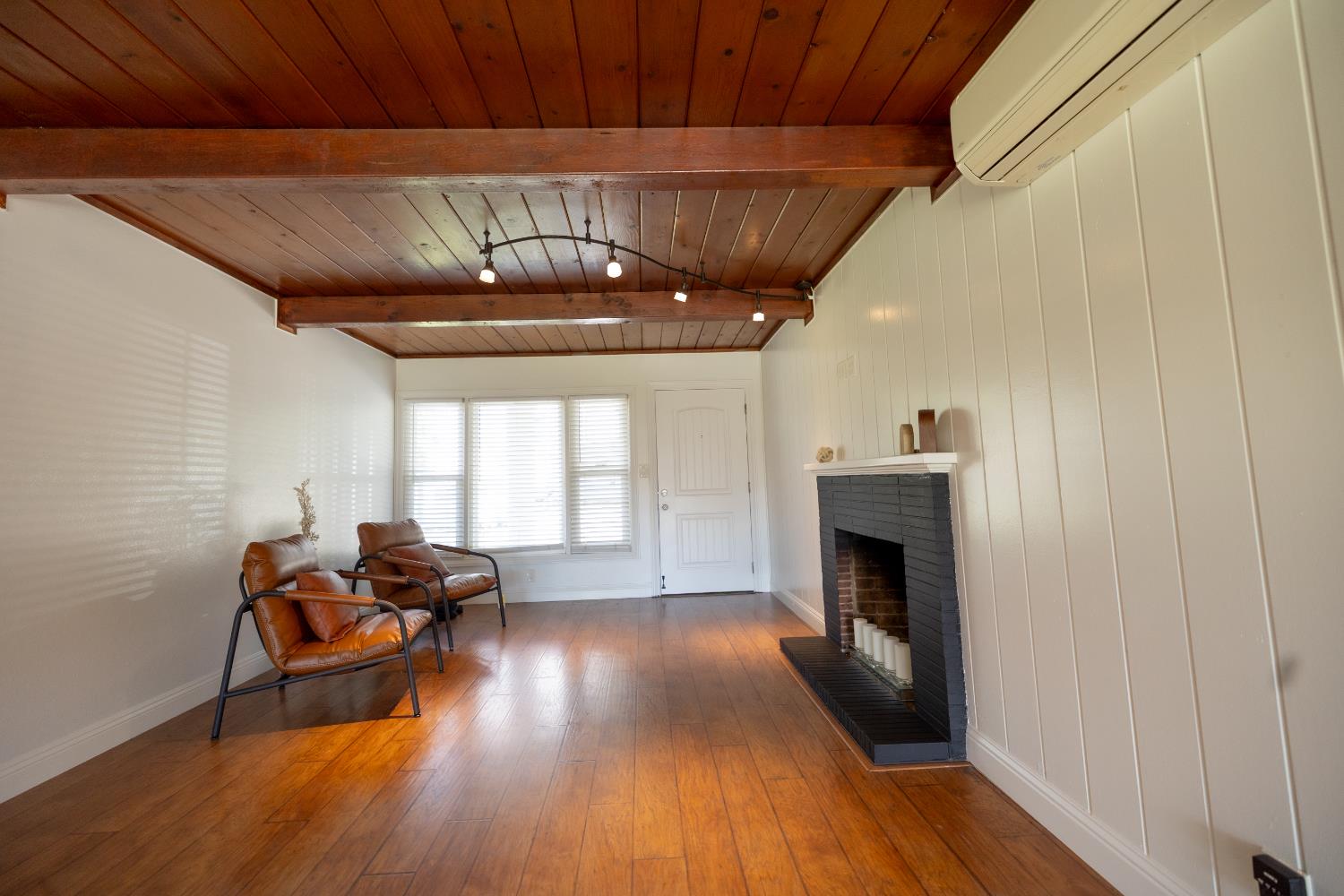 1417 Giahos Ave, Modesto, CA 95358