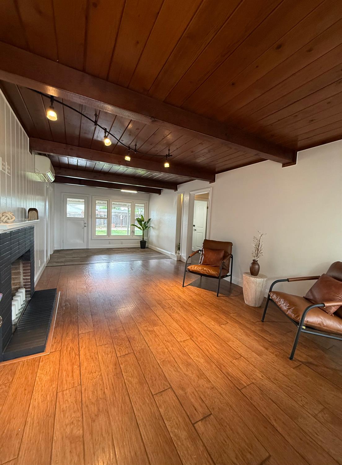 1417 Giahos Ave, Modesto, CA 95358