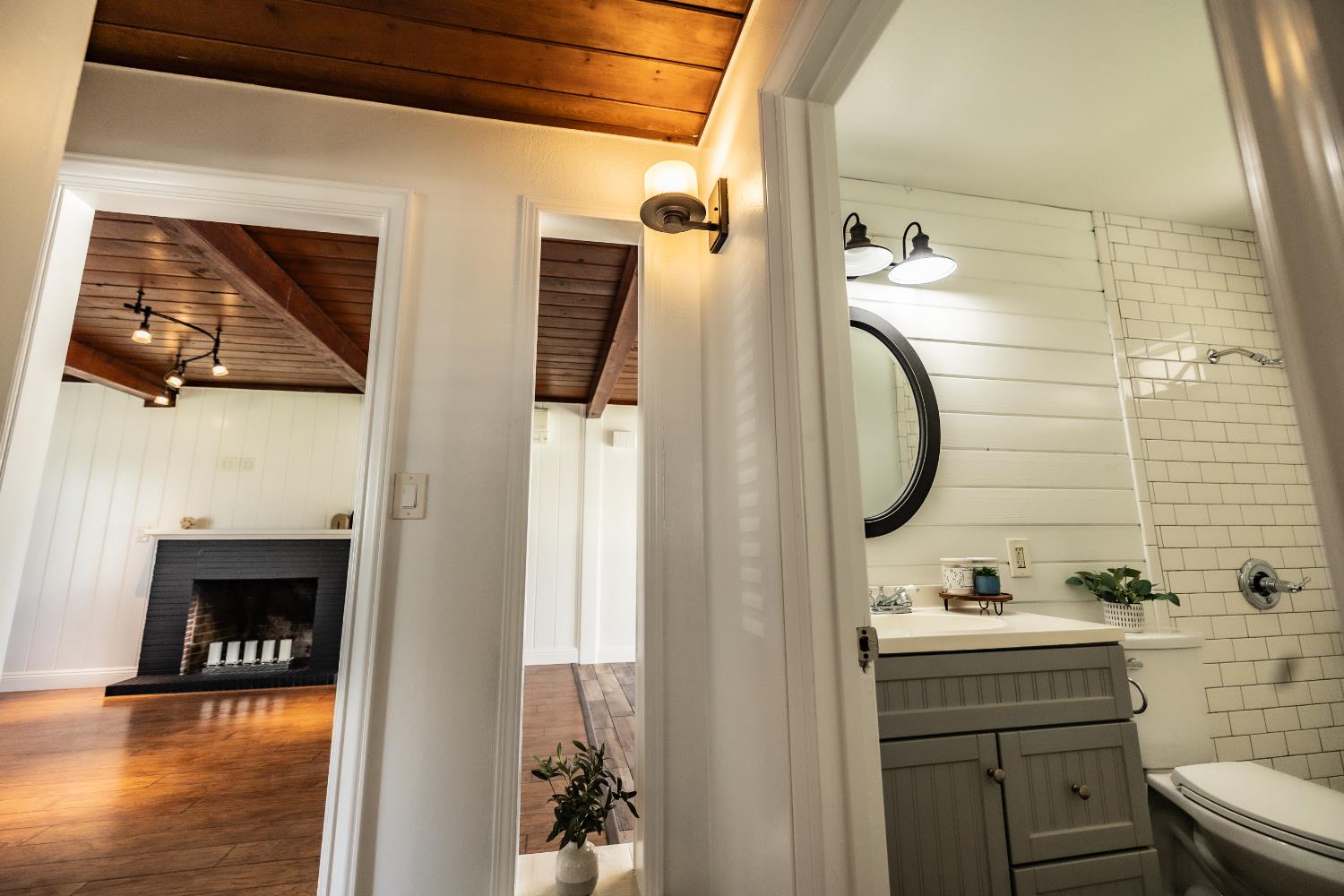 1417 Giahos Ave, Modesto, CA 95358