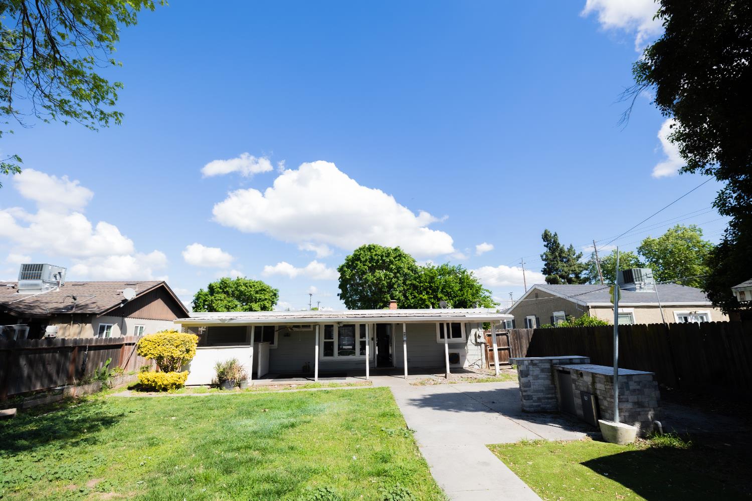 1417 Giahos Ave, Modesto, CA 95358