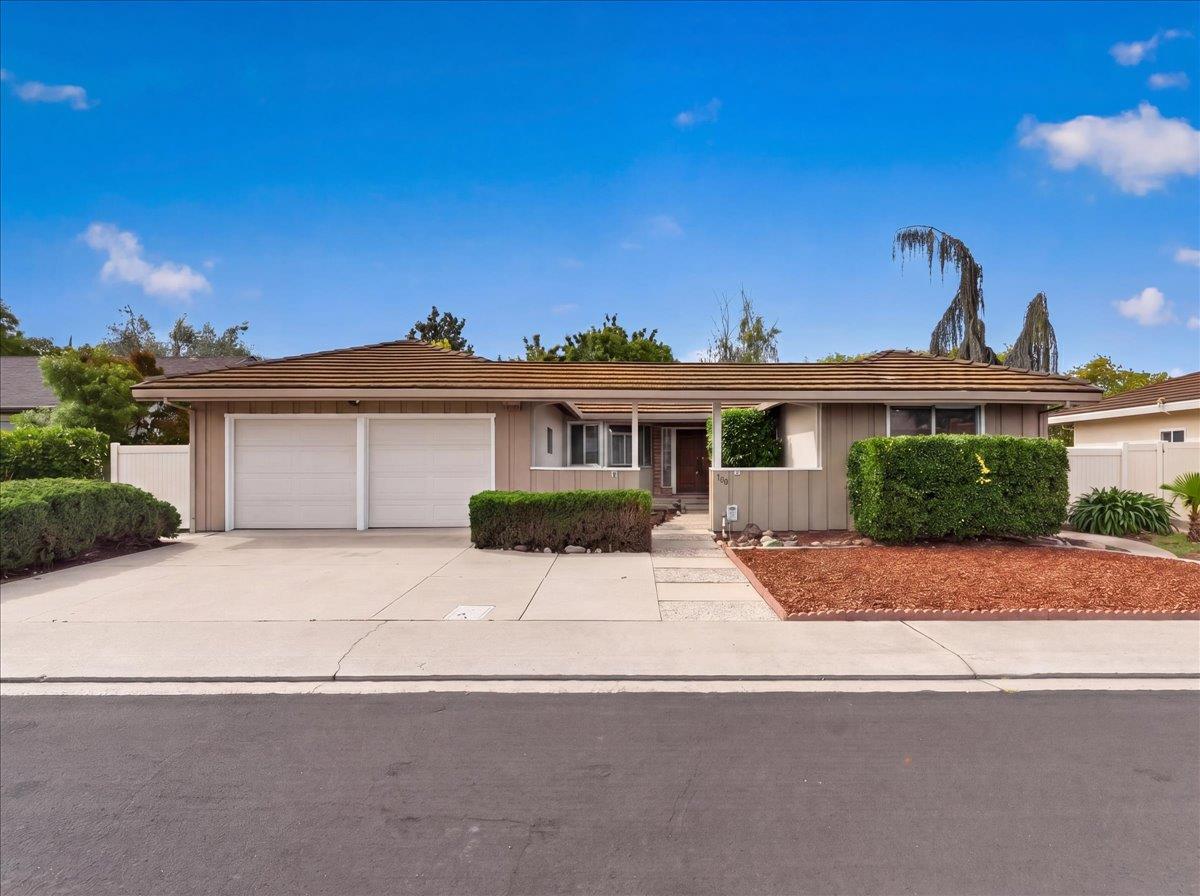 1820 Rockford Ave, Modesto, CA 95355